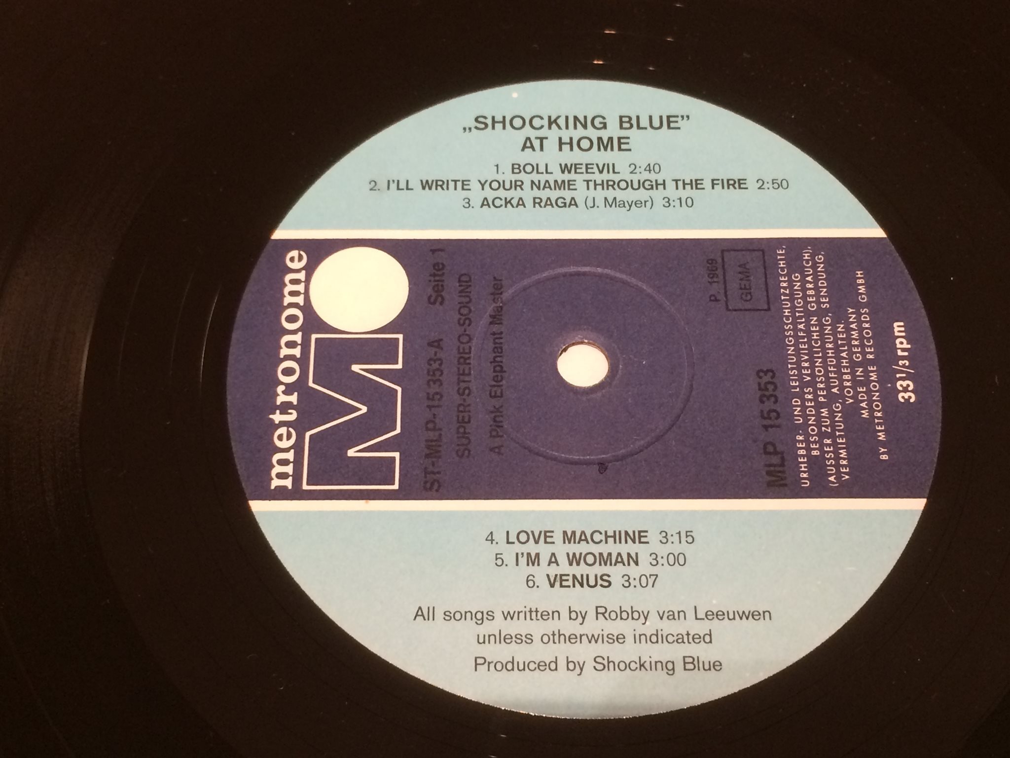 Omslagsbild för skivan SHOCKING BLUE at home LP -69 Ger METRONOME ST 28 601/3 psych