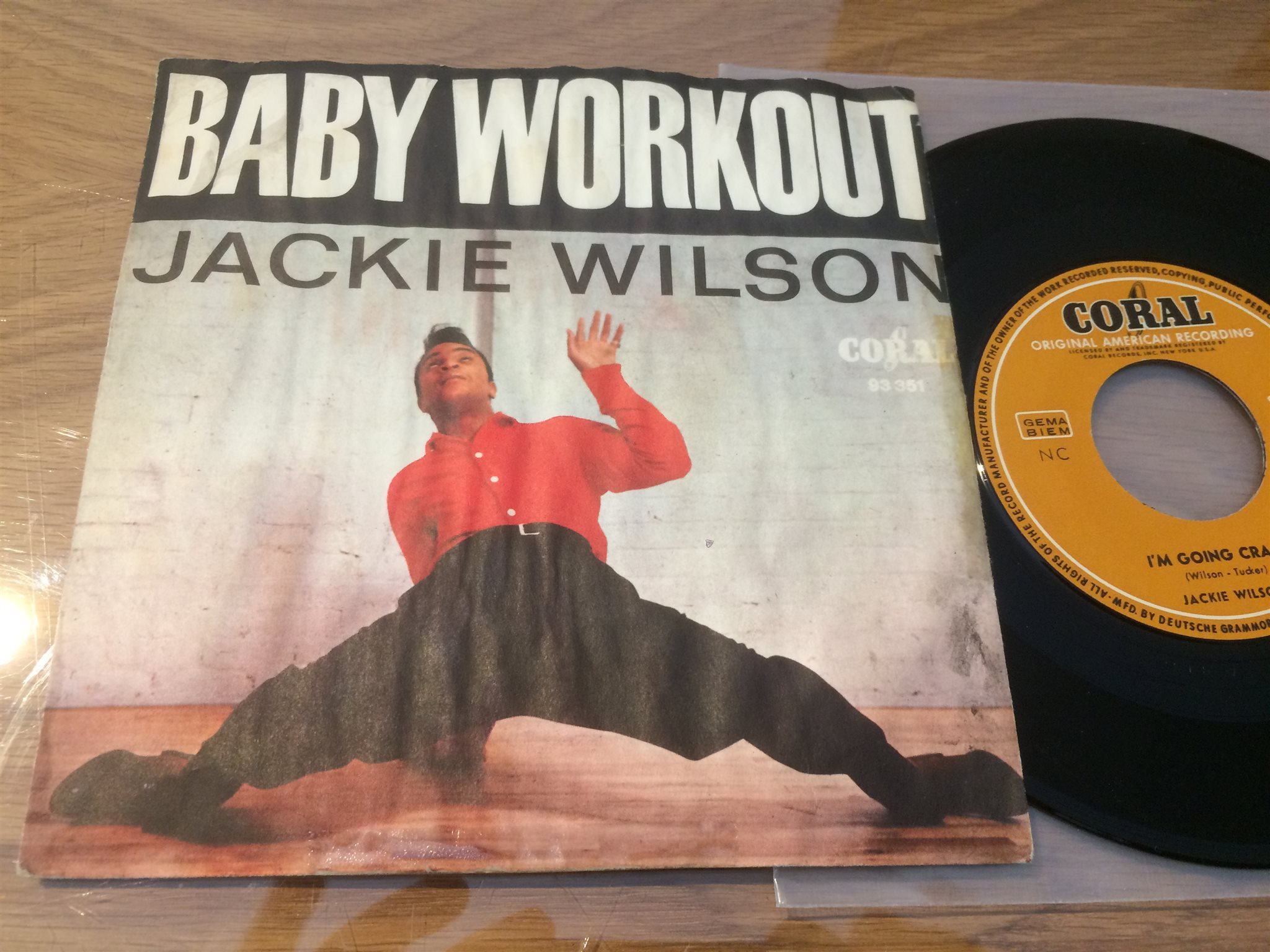 Omslagsbild för skivan JACKIE WILSON baby workout 45 Germany CORAL 93 351 