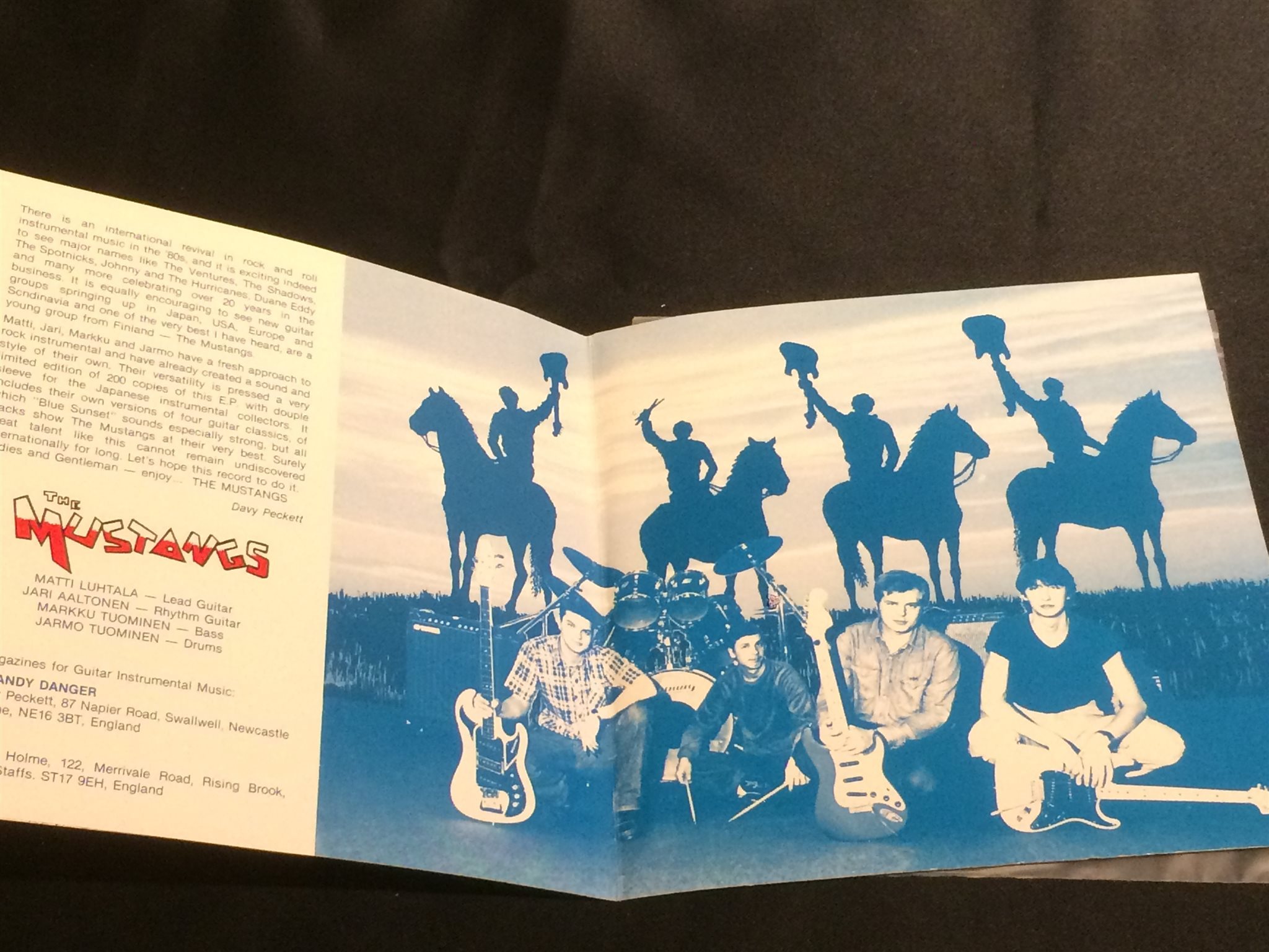 Omslagsbild för skivan THE MUSTANGS Siberia + 3 EP -84 Finland RAUTALANKA RREP-6 rare