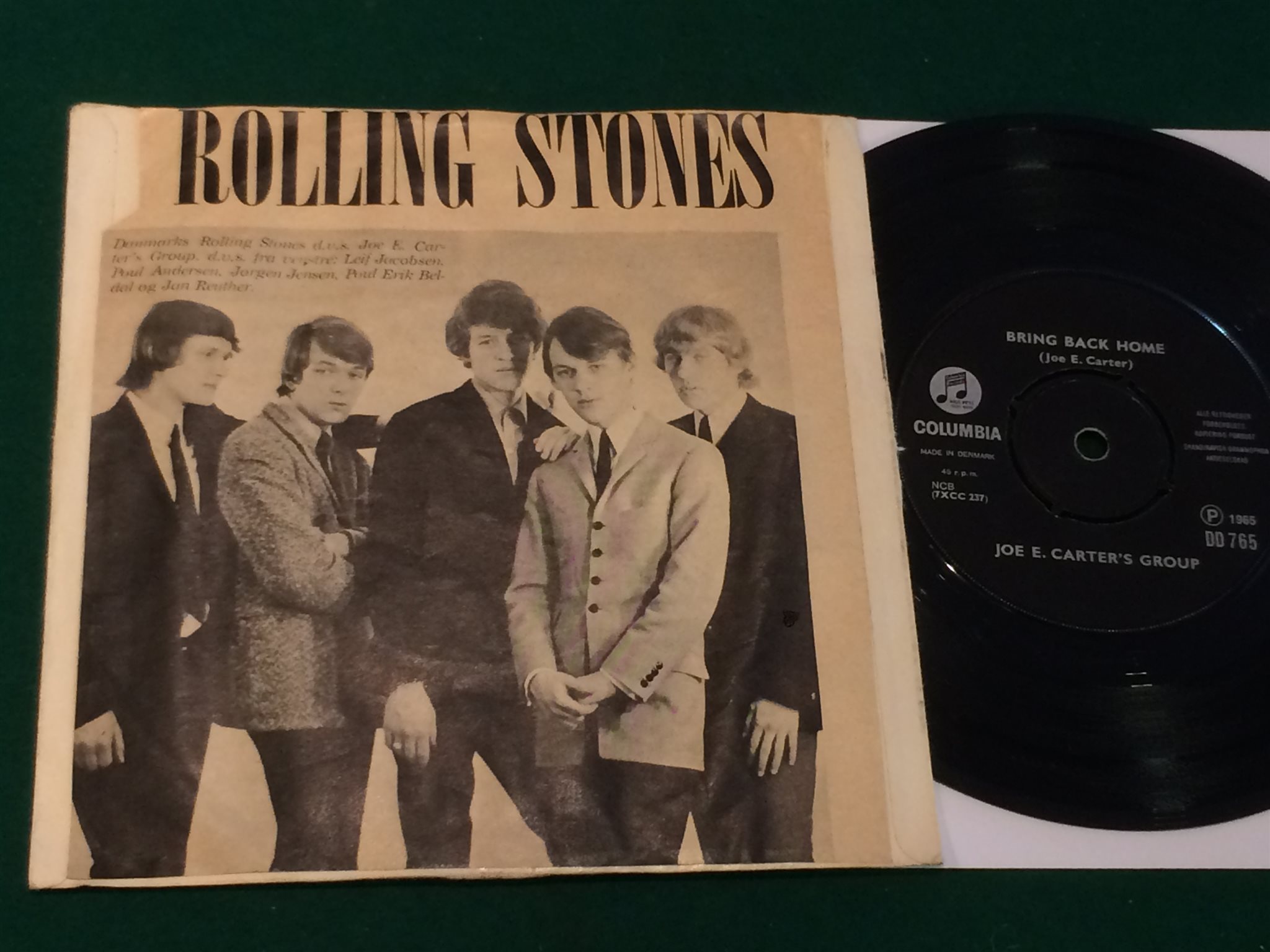 Omslagsbild för skivan JOE E. CARTER GROUP too much monkey business 45 -65 Denmark COLUMBIA DD 765