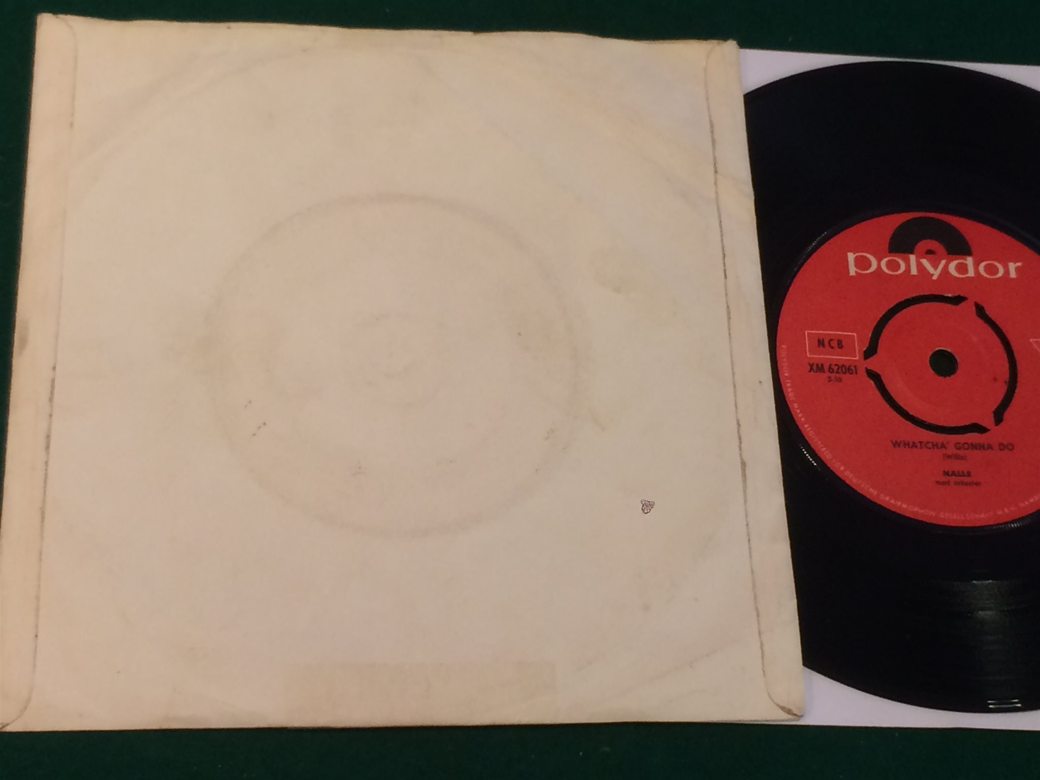 Omslagsbild för skivan NALLE don't fight it 45 60s Denmark POLYDOR XM 62061 mega rare!!