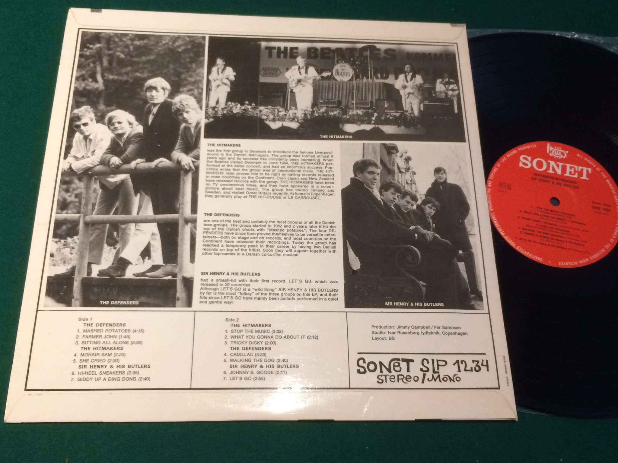 Omslagsbild för skivan Sir Henry and his Butlers,  Defenders & Hitmakers LP Denmark SONET SLPS 1234