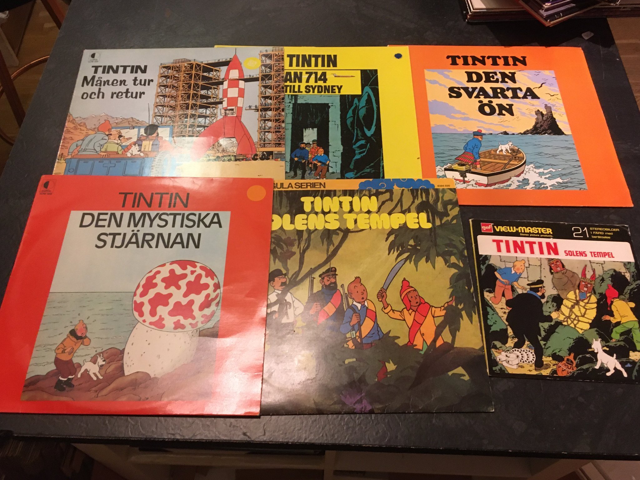 Omslagsbild för skivan 9 LP med TINTIN se bilder