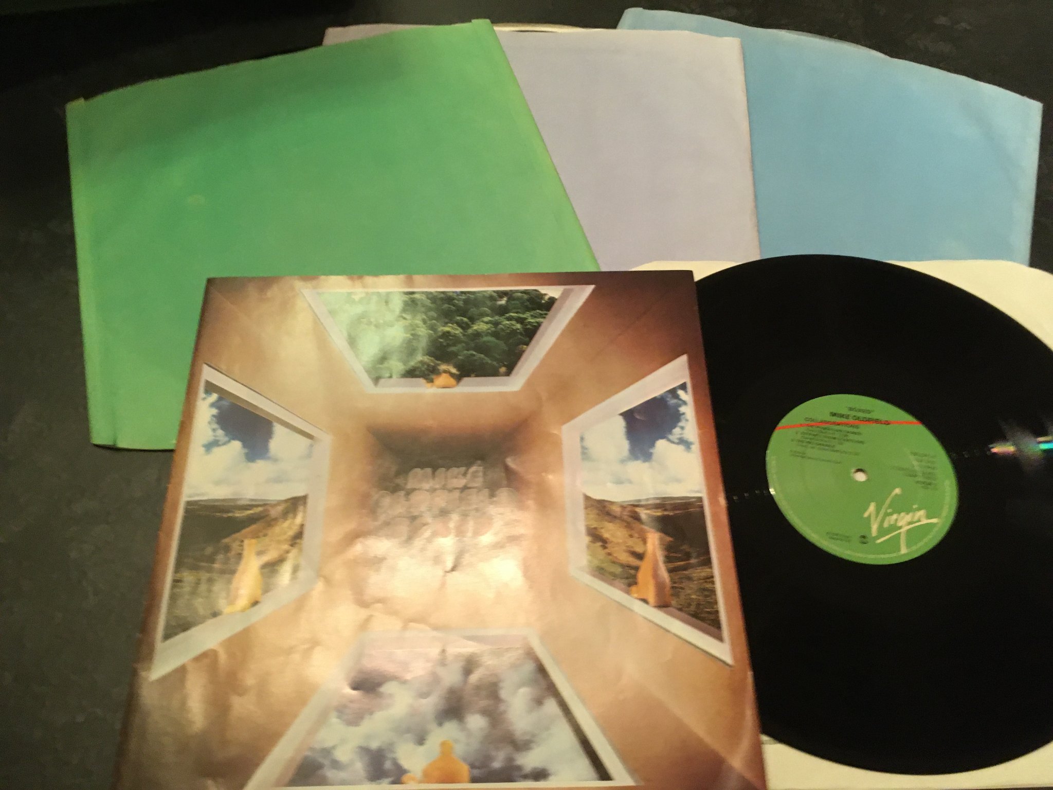Omslagsbild för skivan MIKE OLDFIELD boxed 4xLP  BOX -76 UK VIRGIN VBOX1