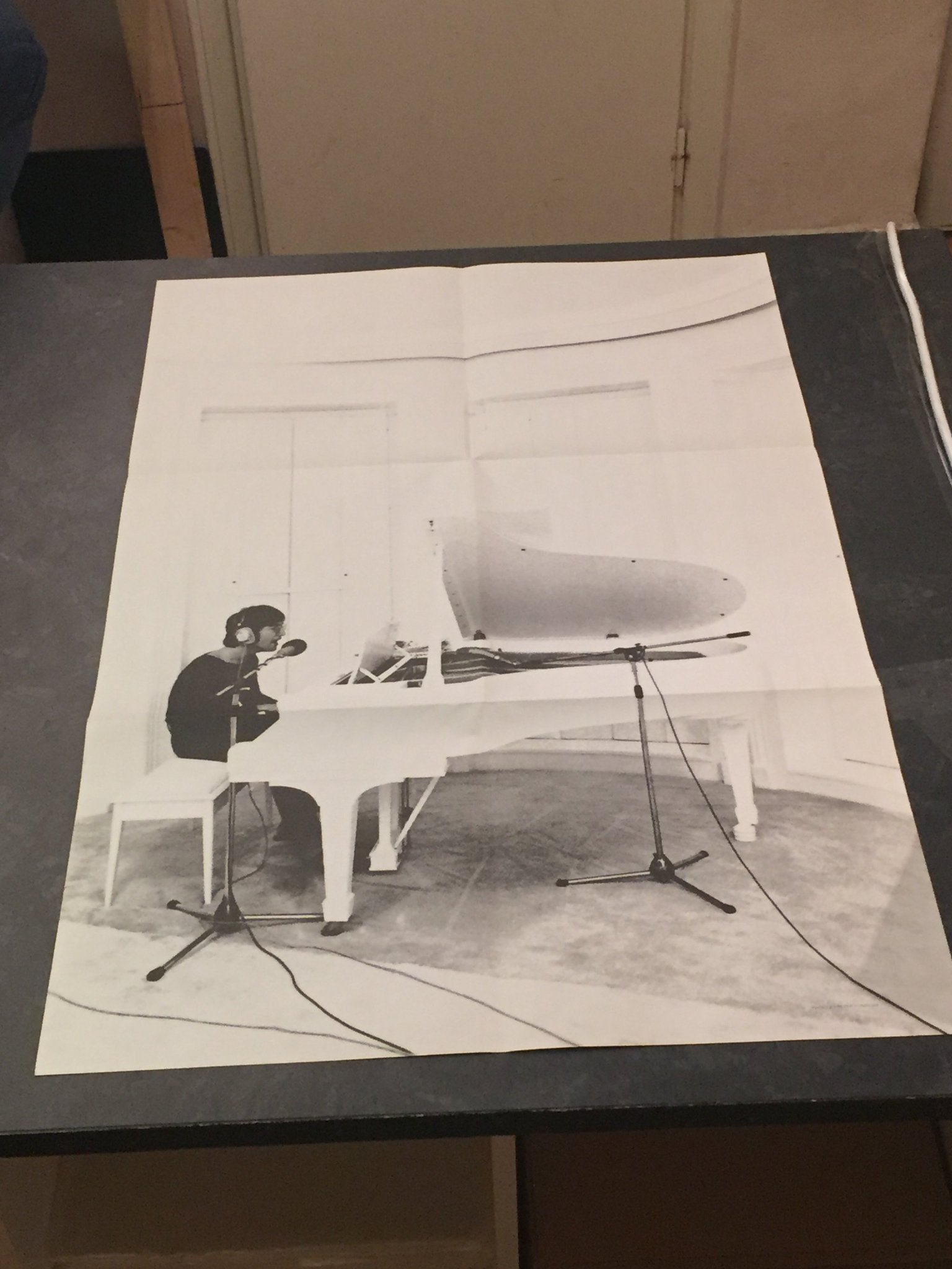 Omslagsbild för skivan JOHN LENNON imagine LP -71 UK APPLE PAS 10004 w/ POSTER