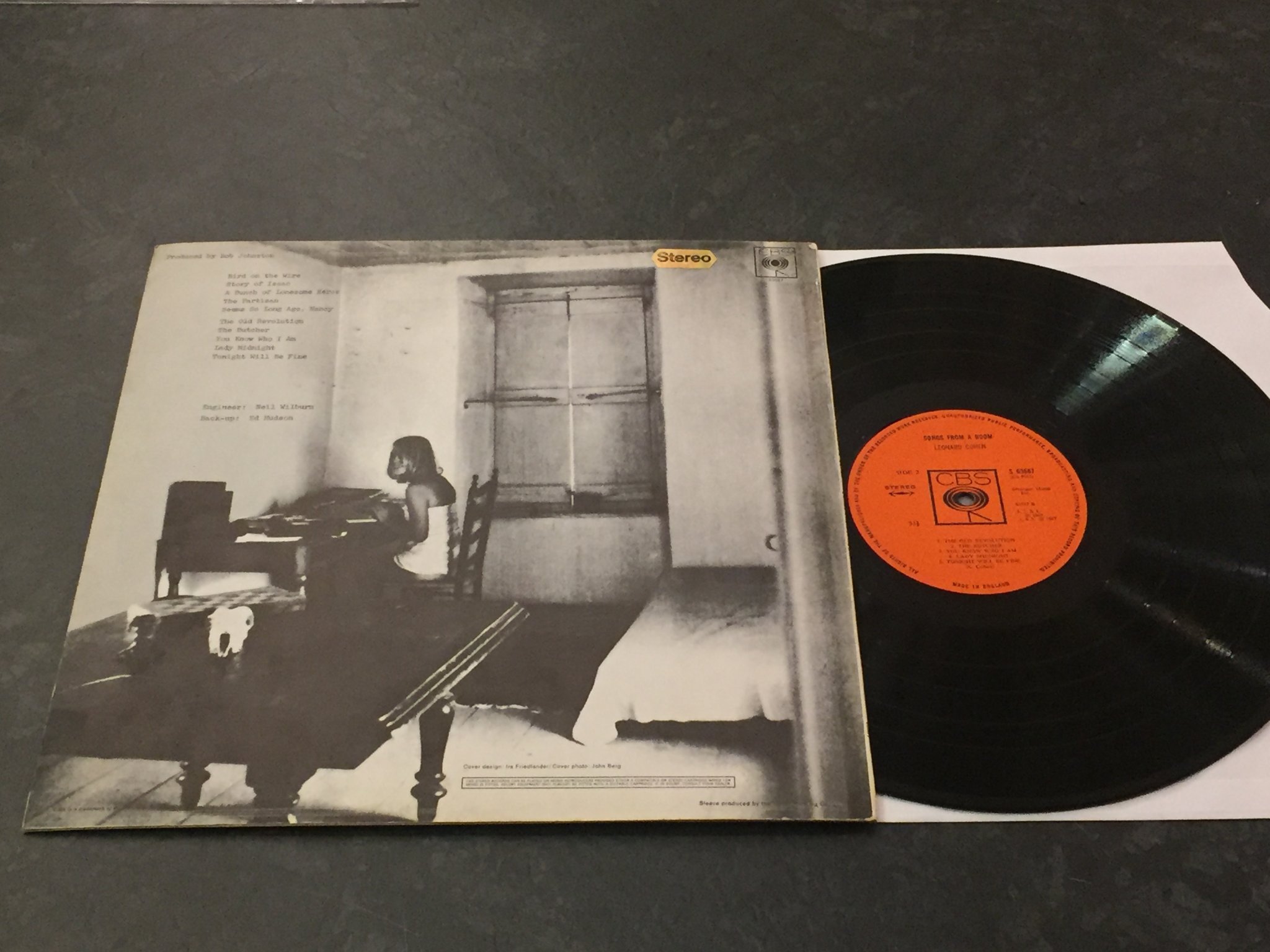 Omslagsbild för skivan LEONARD COHEN songs from a room LP -69 UK CBS 63587