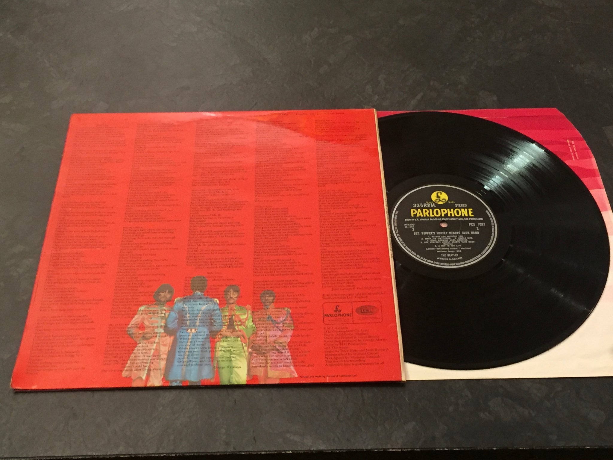 Omslagsbild för skivan THE BEATLES Sgt Pepper’s lonely.. LP -67 PARLOPHONE PCS 7027