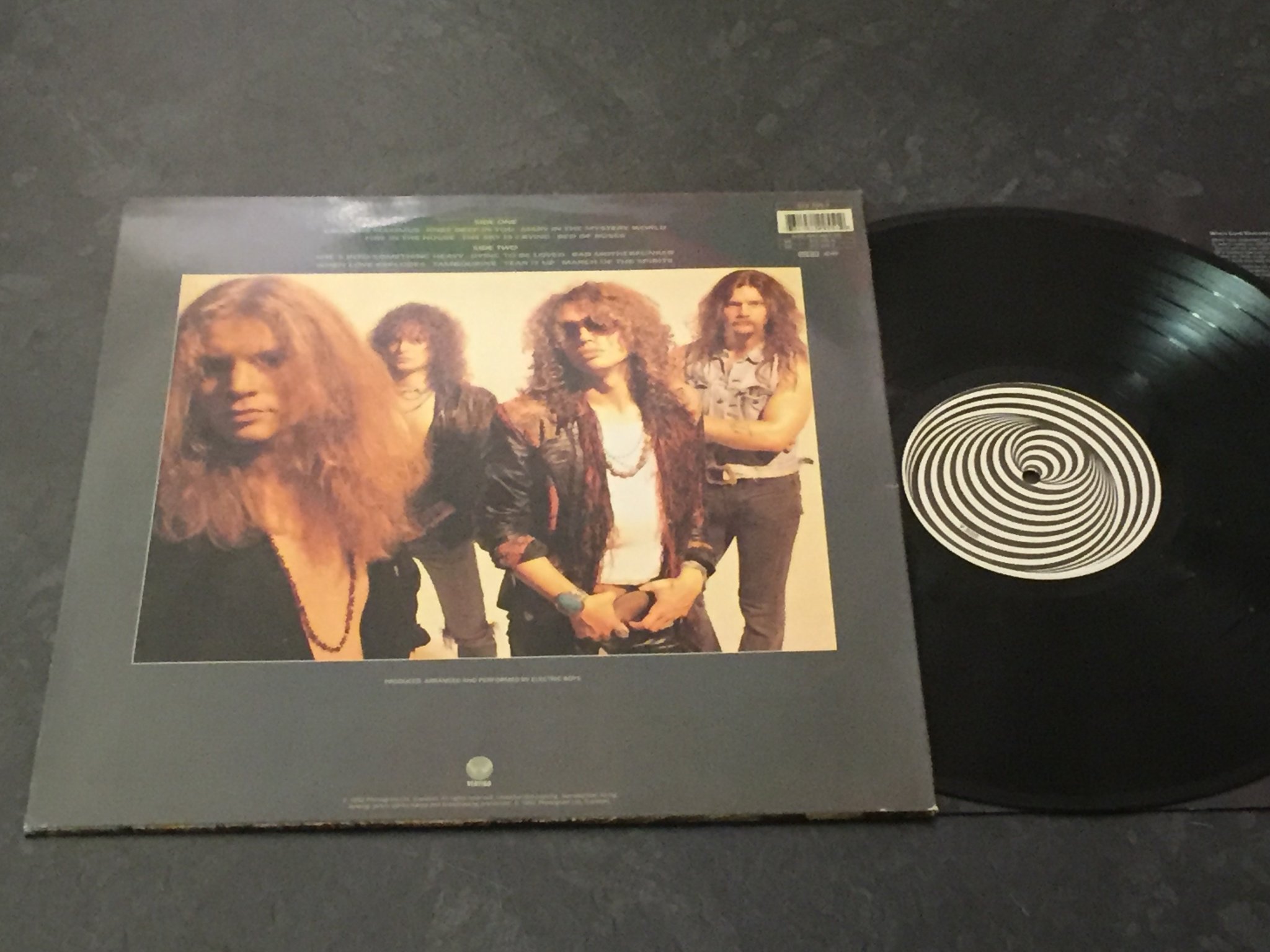 Omslagsbild för skivan ELECTRIC BOYS groovus maximus LP -92 VERTIGO 512 255-1