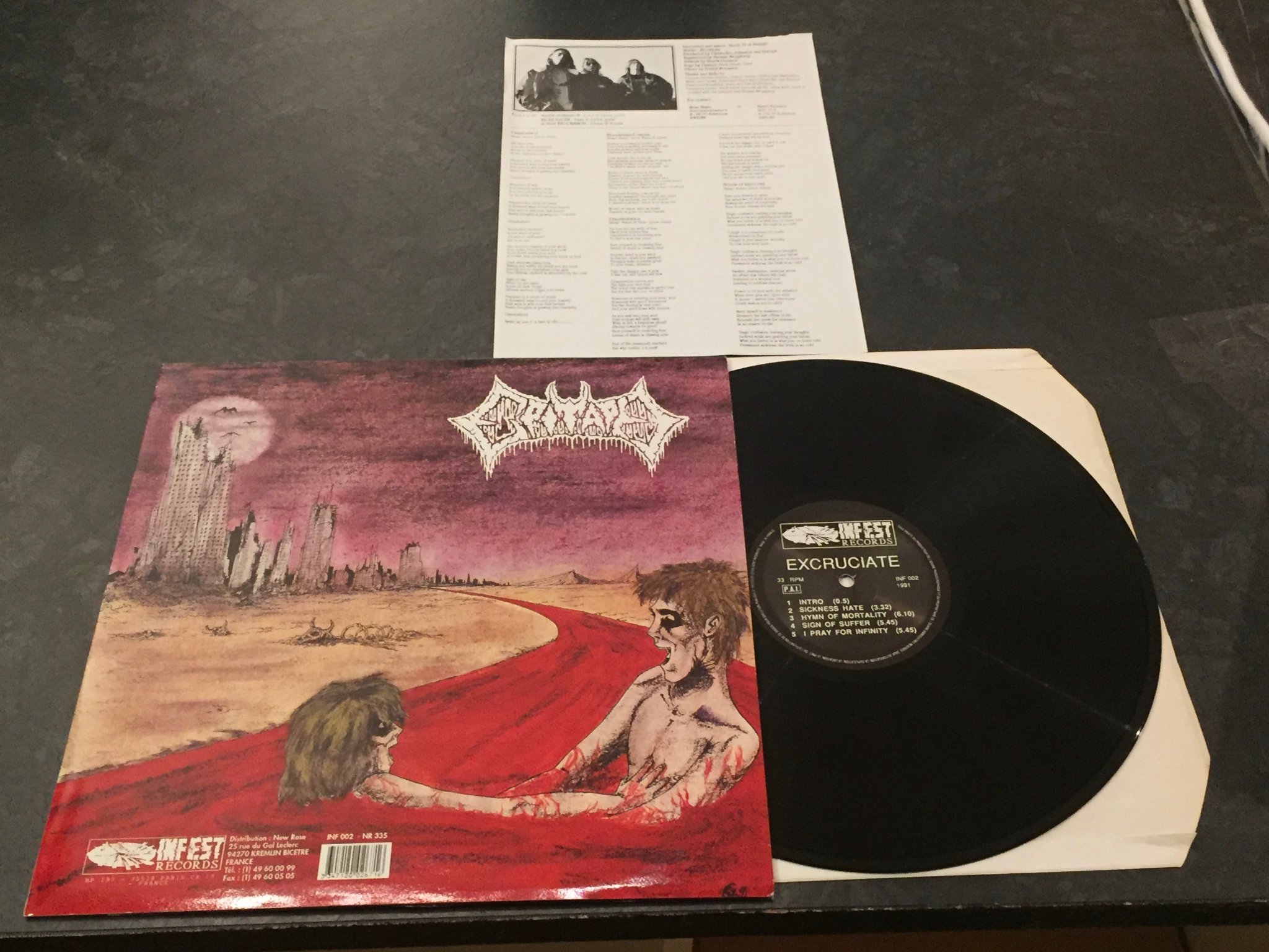 Omslagsbild för skivan EXCRUCIATE / EPITATH s/t LP -91 Fra INFEST INF 002- NR 335 Rare!