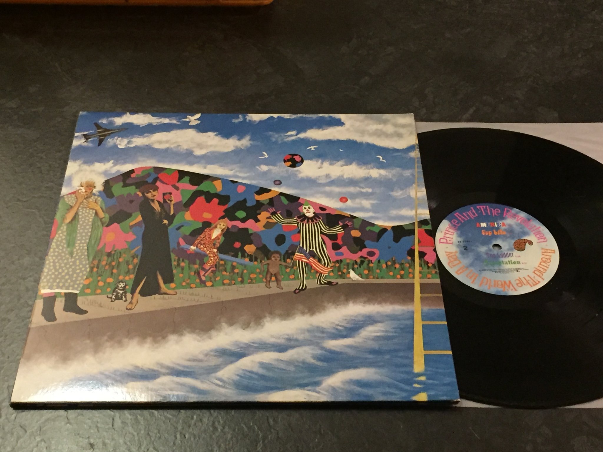 Omslagsbild för skivan PRINCE around the world in a day LP -85 PAISLEY PARK 9 25286-1