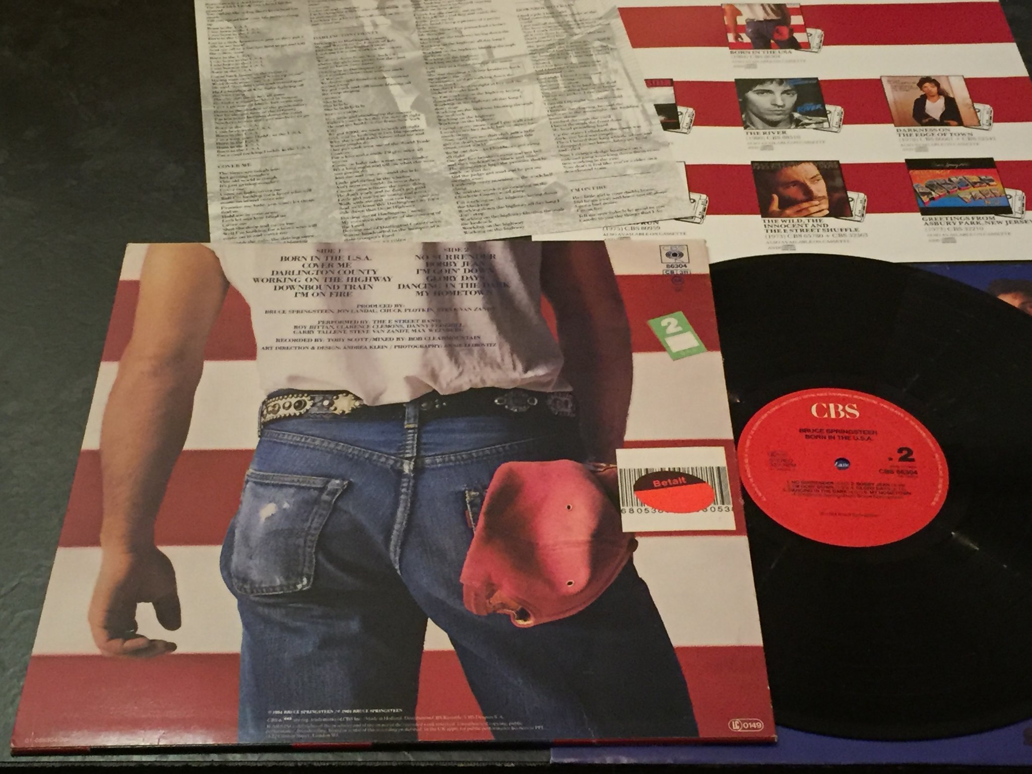 Omslagsbild för skivan BRUCE SPRINGSTEEN born in the USA LP -84  CBS 86304