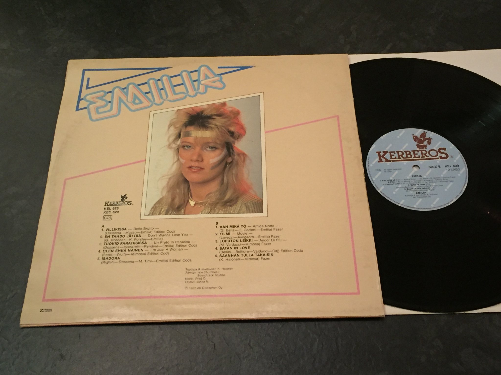 Omslagsbild för skivan EMILIA s/t LP -82 Finland KERBEROS KEL 629 italo disco MEGA RARE!!