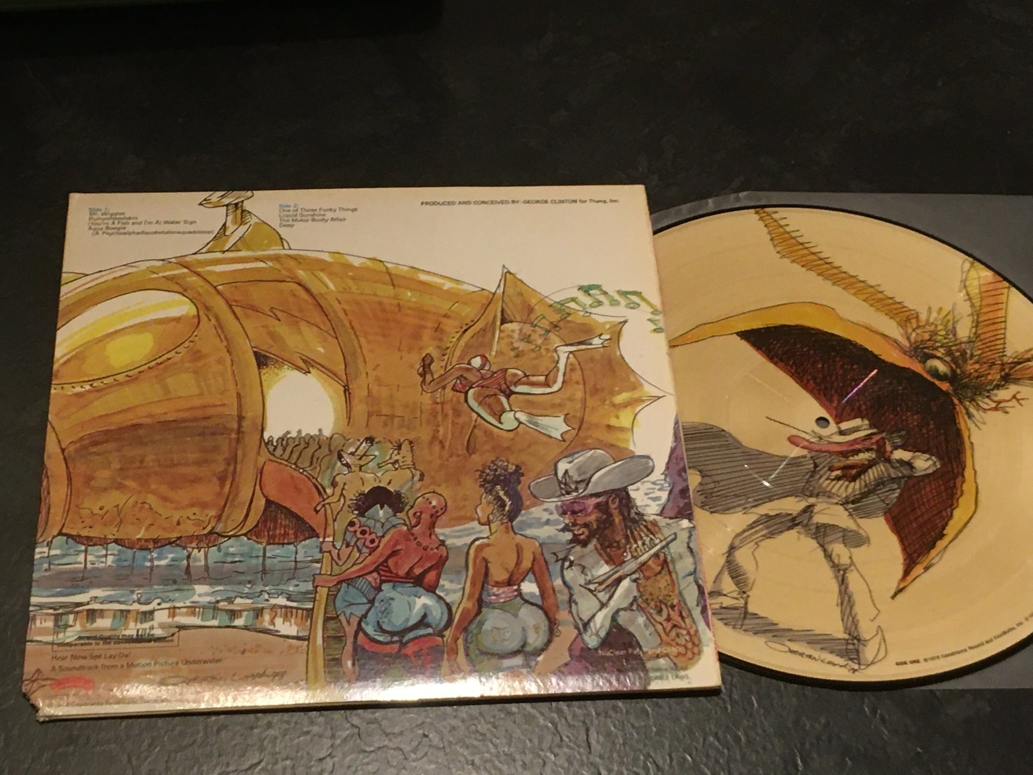 Omslagsbild för skivan PARLIAMENT Motor Booty Affair LP -78 US CASABLANCA NBPIX 7125