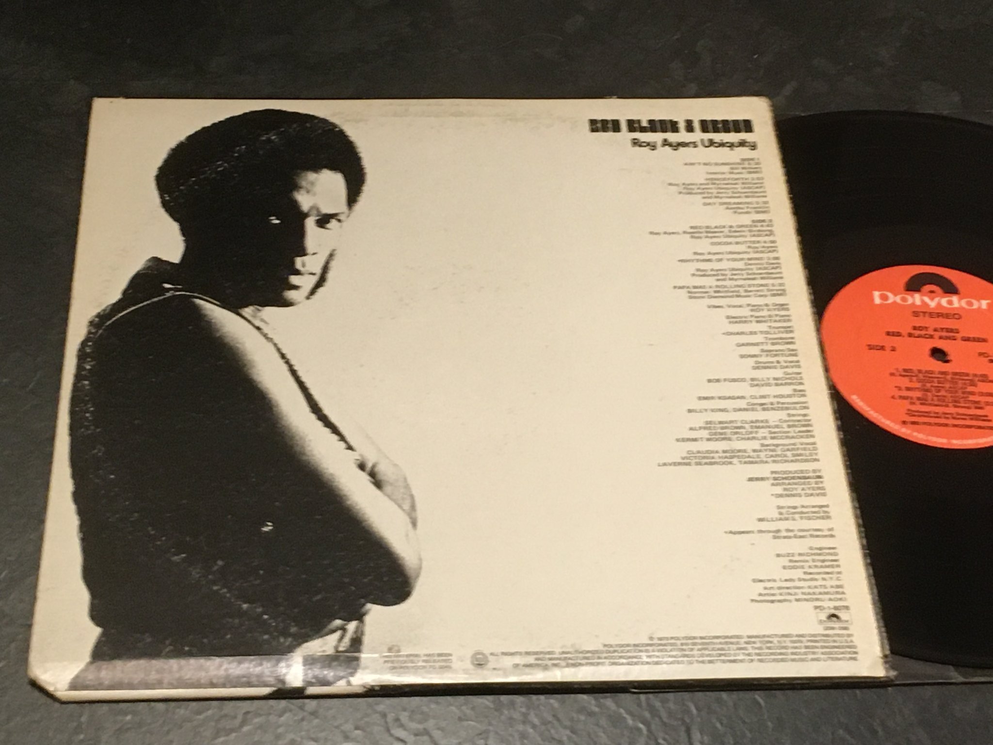 Omslagsbild för skivan ROY AYERS UBIQUITY red black & green LP -73 US POLYDOR PD-1-6078