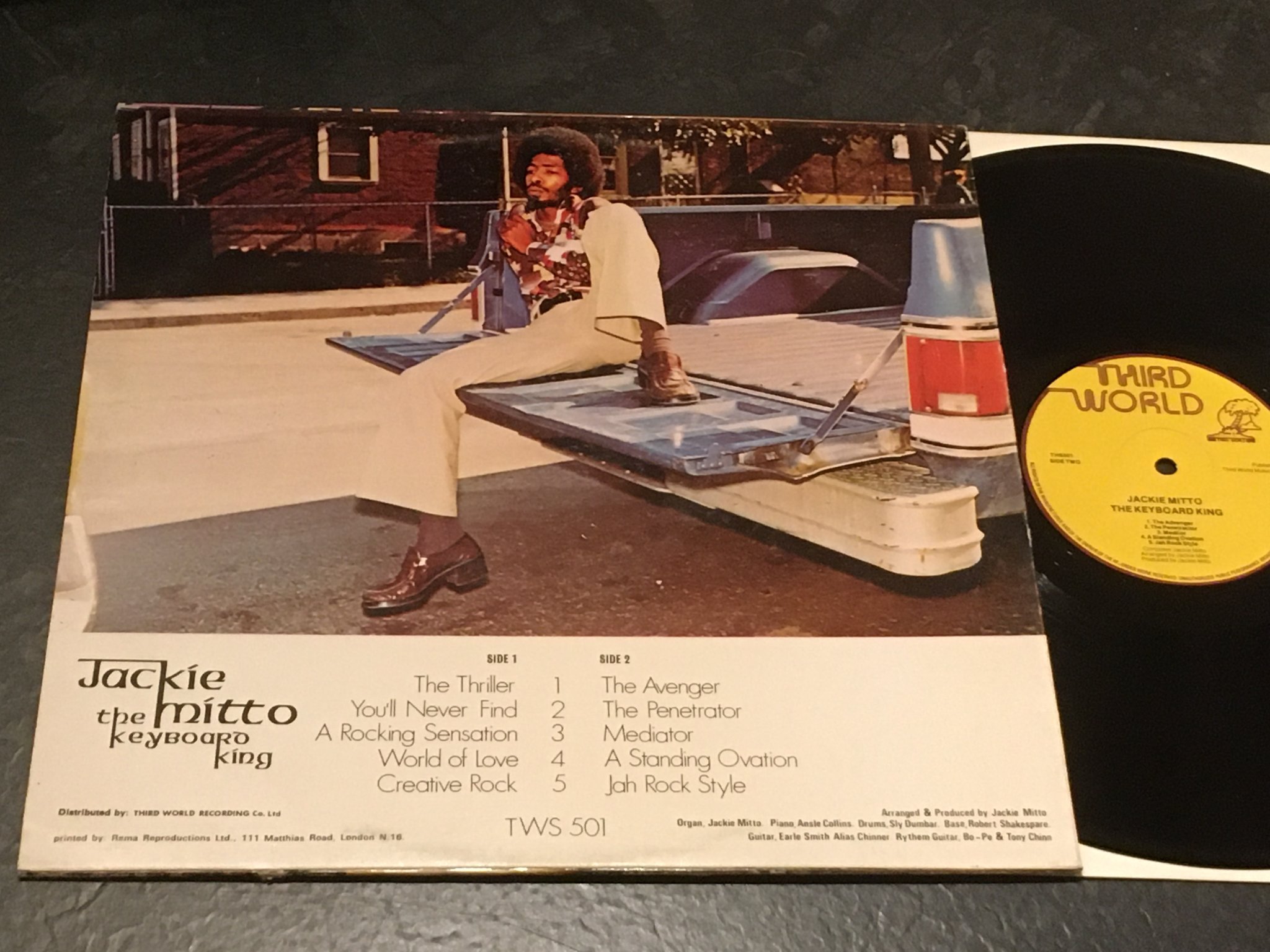 Omslagsbild för skivan JACKIE MITTOO The Keyboard King LP -76 UK THIRD WORLD TWS 501