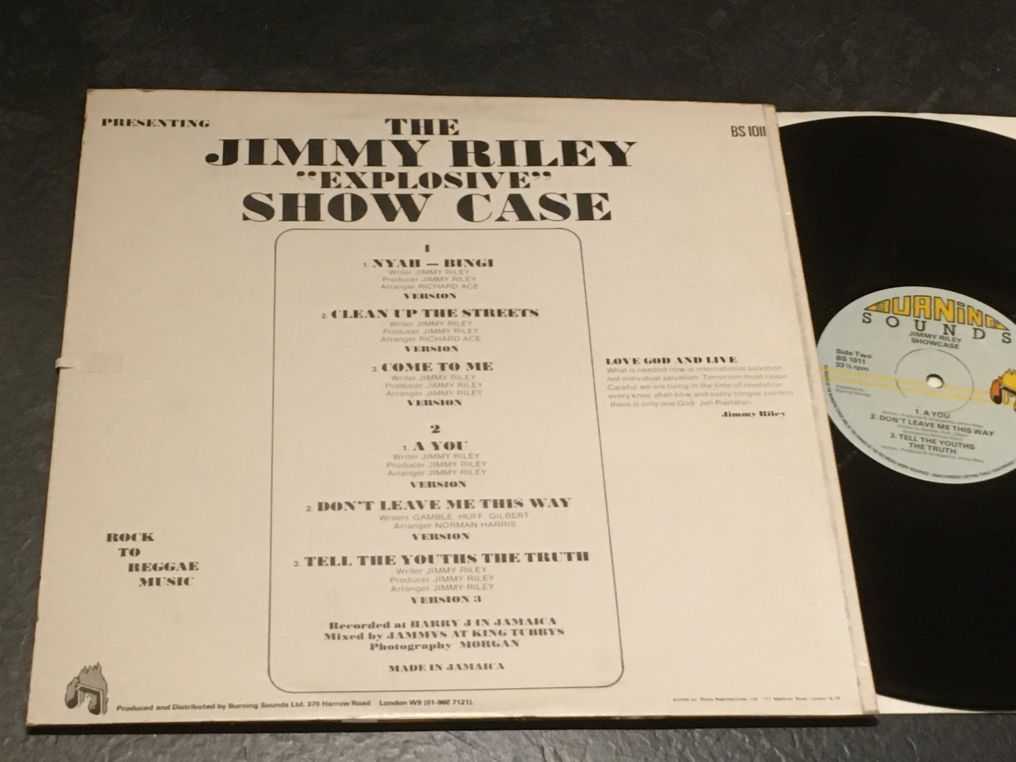 Omslagsbild för skivan JIMMY RILEY showcase LP -78 UK BURNING SOUNDS BS 1011
