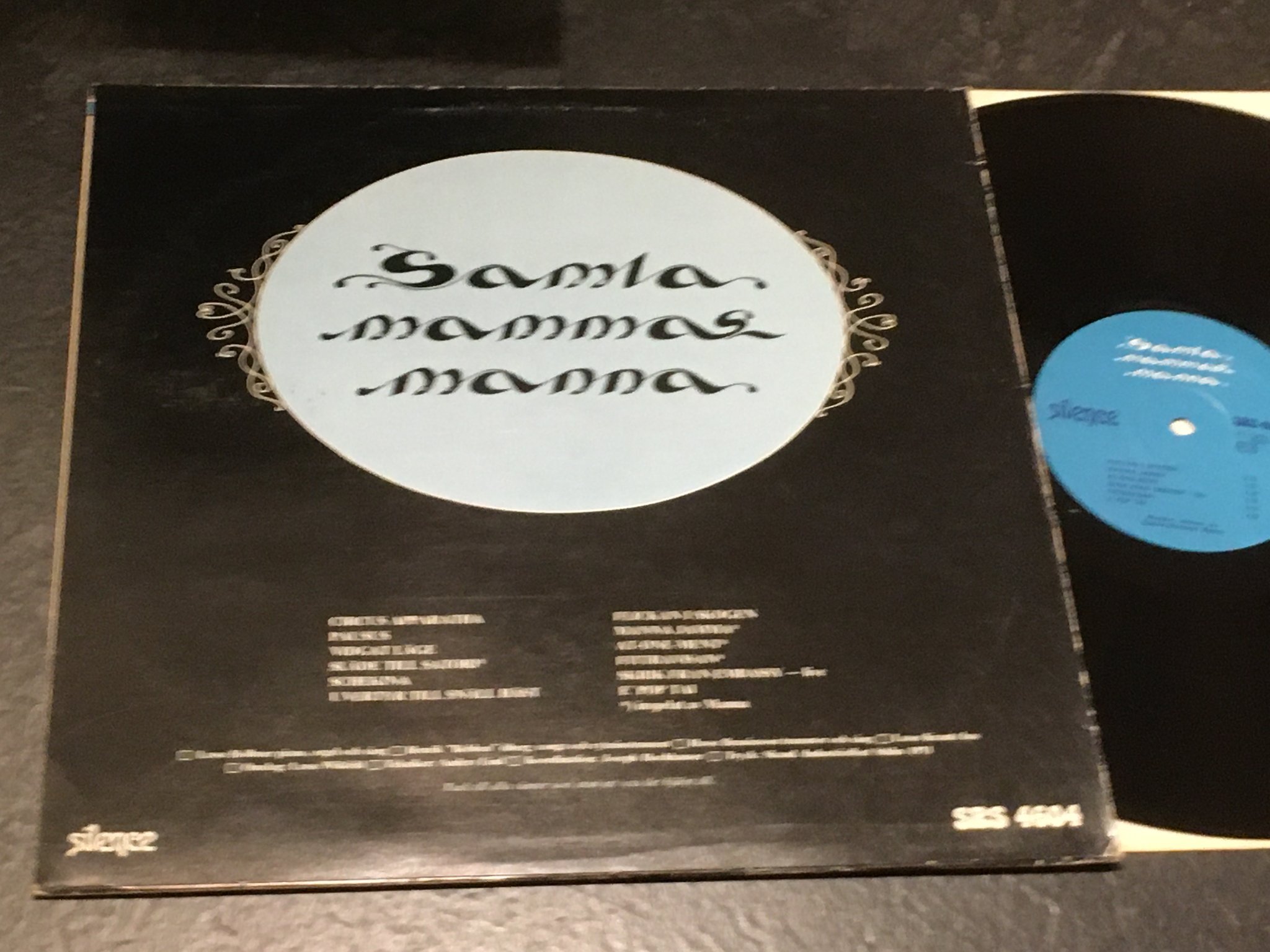 Omslagsbild för skivan SAMLA MAMMAS MANNA s/t LP -71 Swe SILENCE SRS 4604