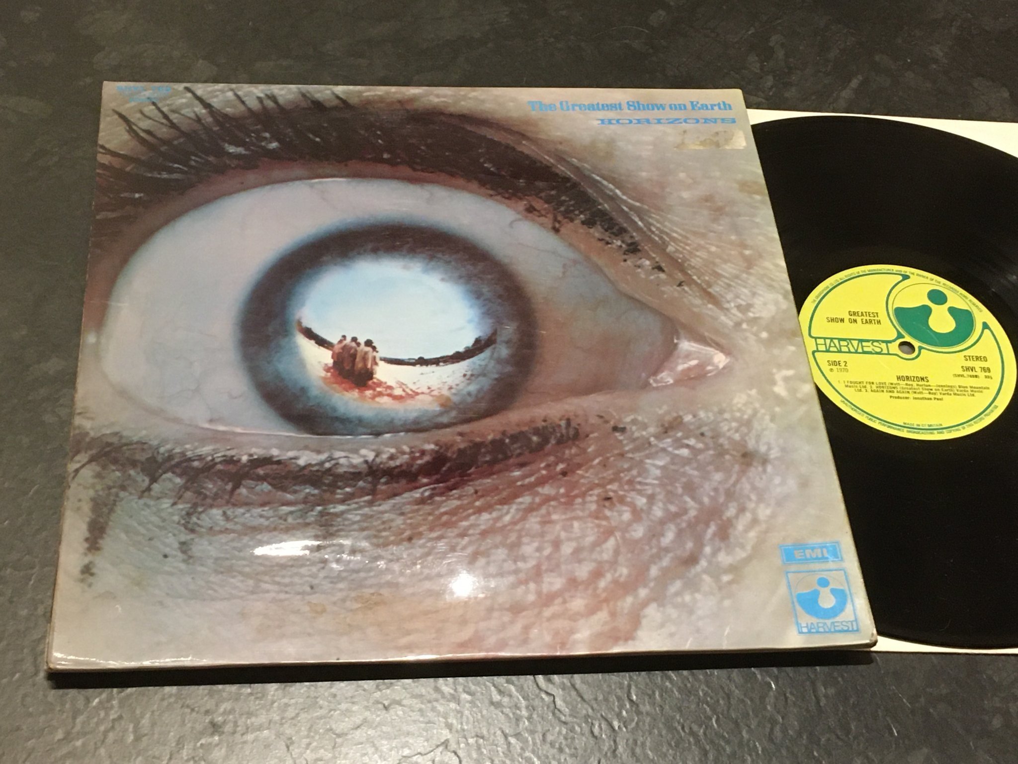 Omslagsbild för skivan THE GREATEST SHOW ON EARTH horizons LP -70 UK HARVEST SHVL 769 great album!!!