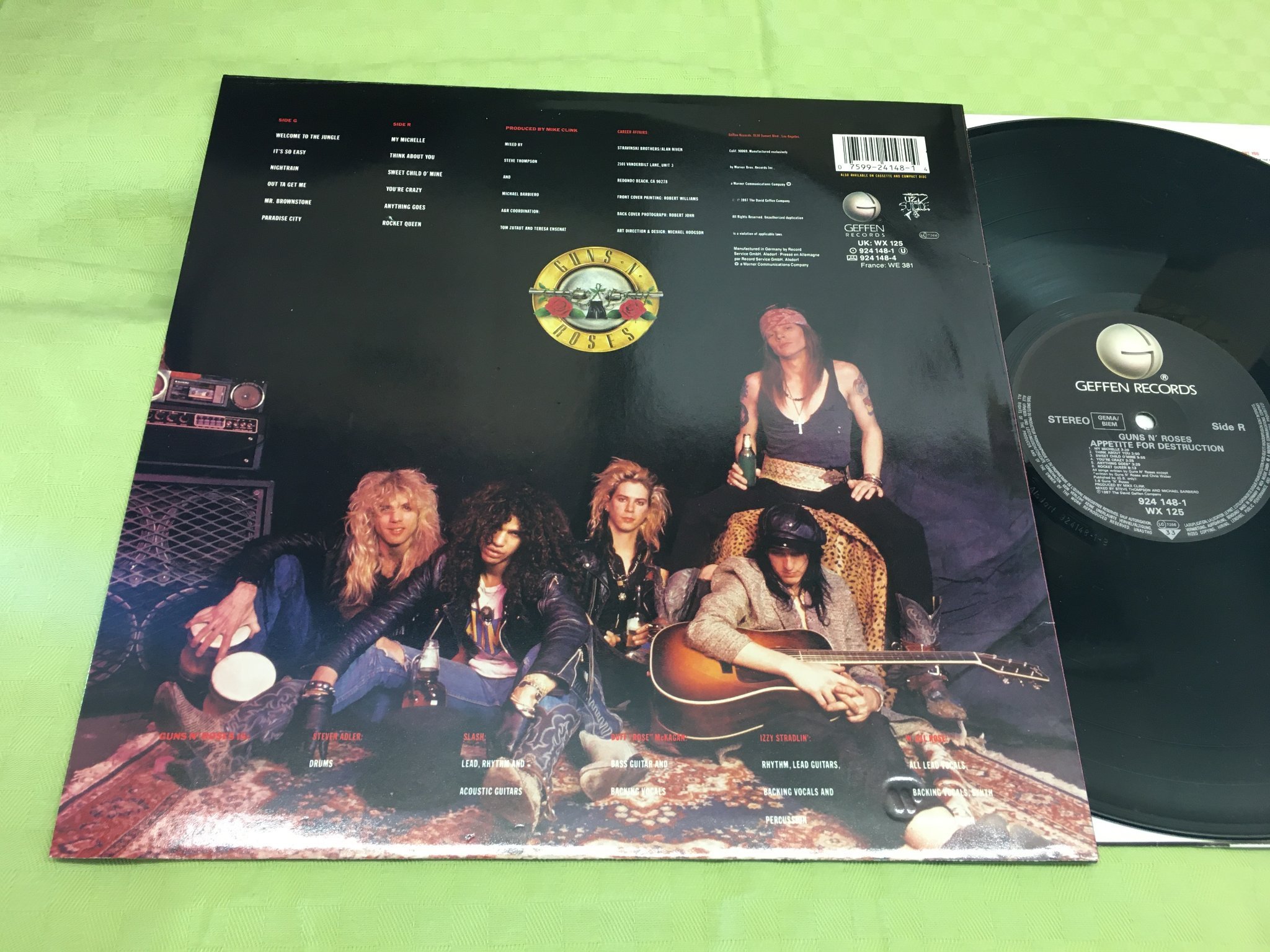 Omslagsbild för skivan GUNS N ROSES apetite for destruction LP -87 GEFFEN 924148-1