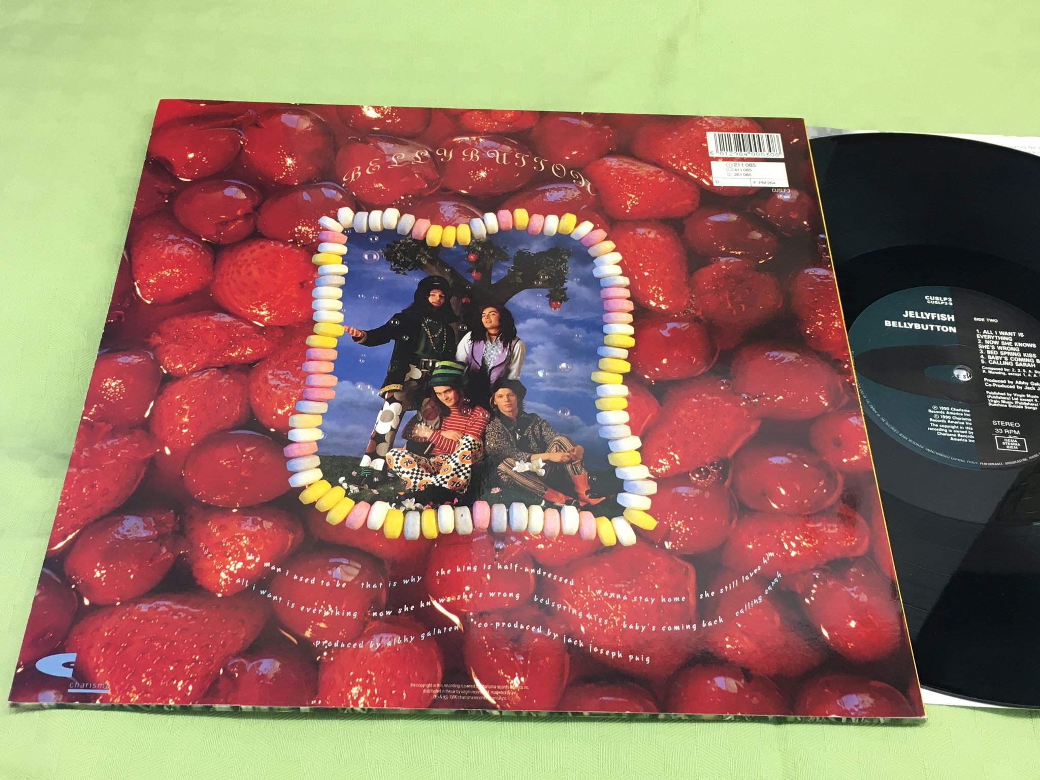 Omslagsbild för skivan JELLYFISH bellybutton LP -90 CHARISMA CUSLP 3