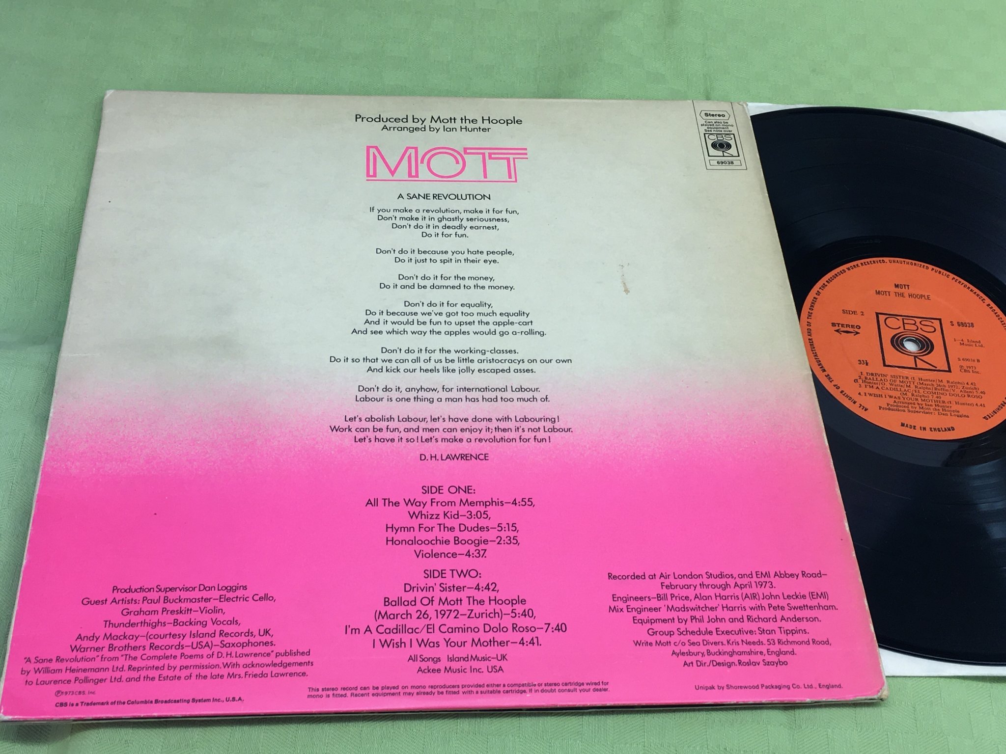 Omslagsbild för skivan MOTT THE HOOPLE Mott LP UK CBS 69038