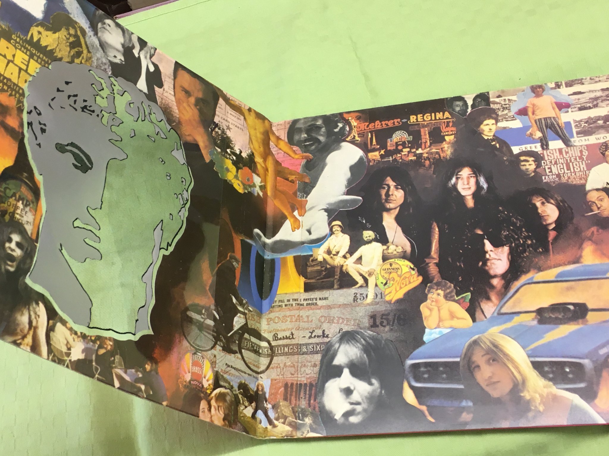 Omslagsbild för skivan MOTT THE HOOPLE Mott LP UK CBS 69038