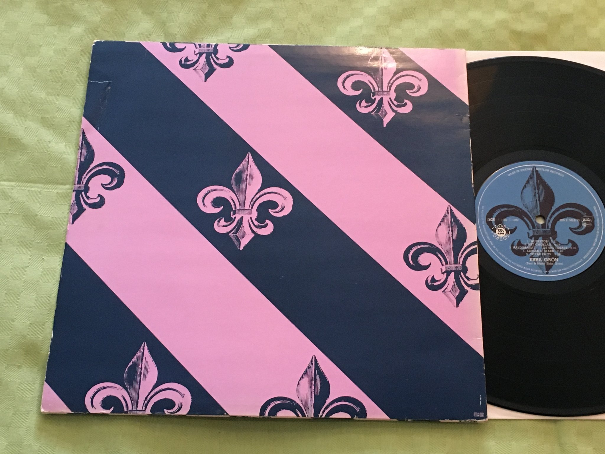 Omslagsbild för skivan EBBA GRÖN s/t LP -82 Swe MISTLUR MLR 25