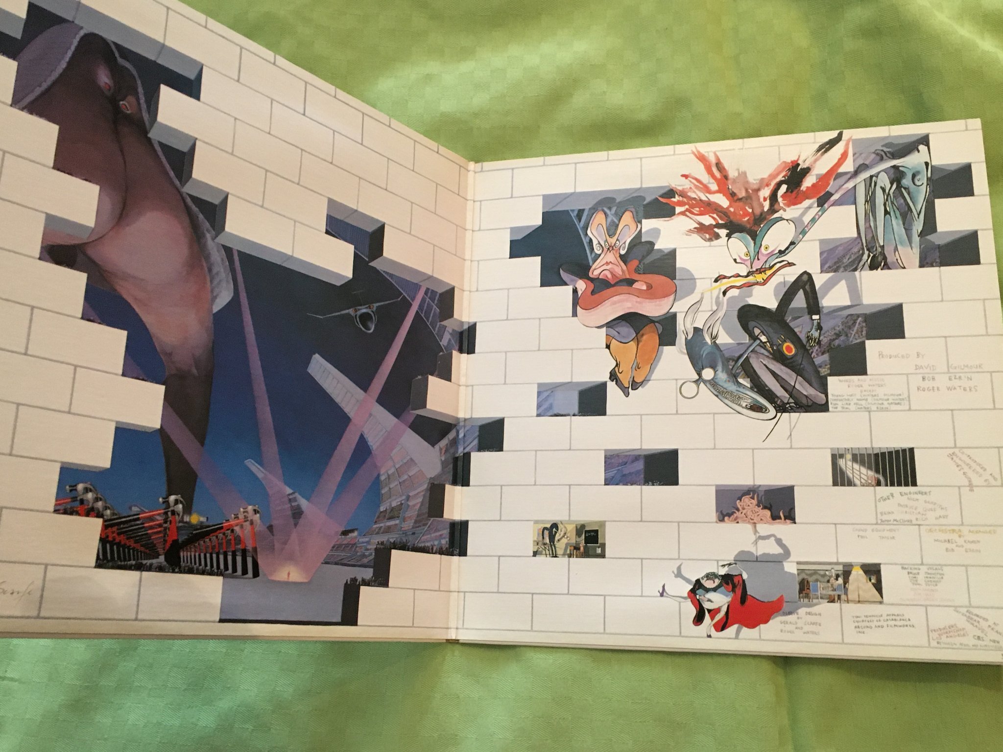 Omslagsbild för skivan PINK FLOYD the wall 2xLP -79 Can COLUMBIA AL 36183