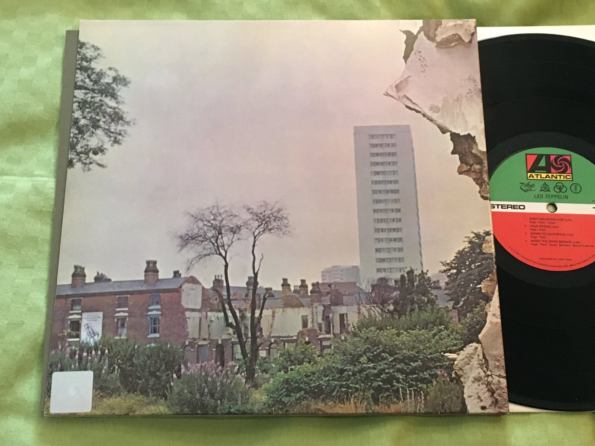 Omslagsbild för skivan LED ZEPPELIN s/t LP -71 Ger -71/2014 ATLANTIC 8122796433