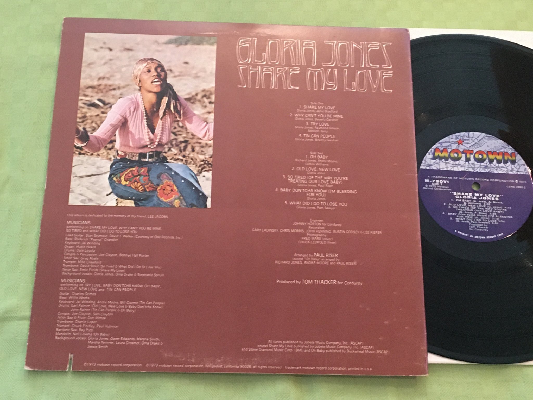 Omslagsbild för skivan GLORIA JONES share my love LP -73 US MOTOWN M-790V1