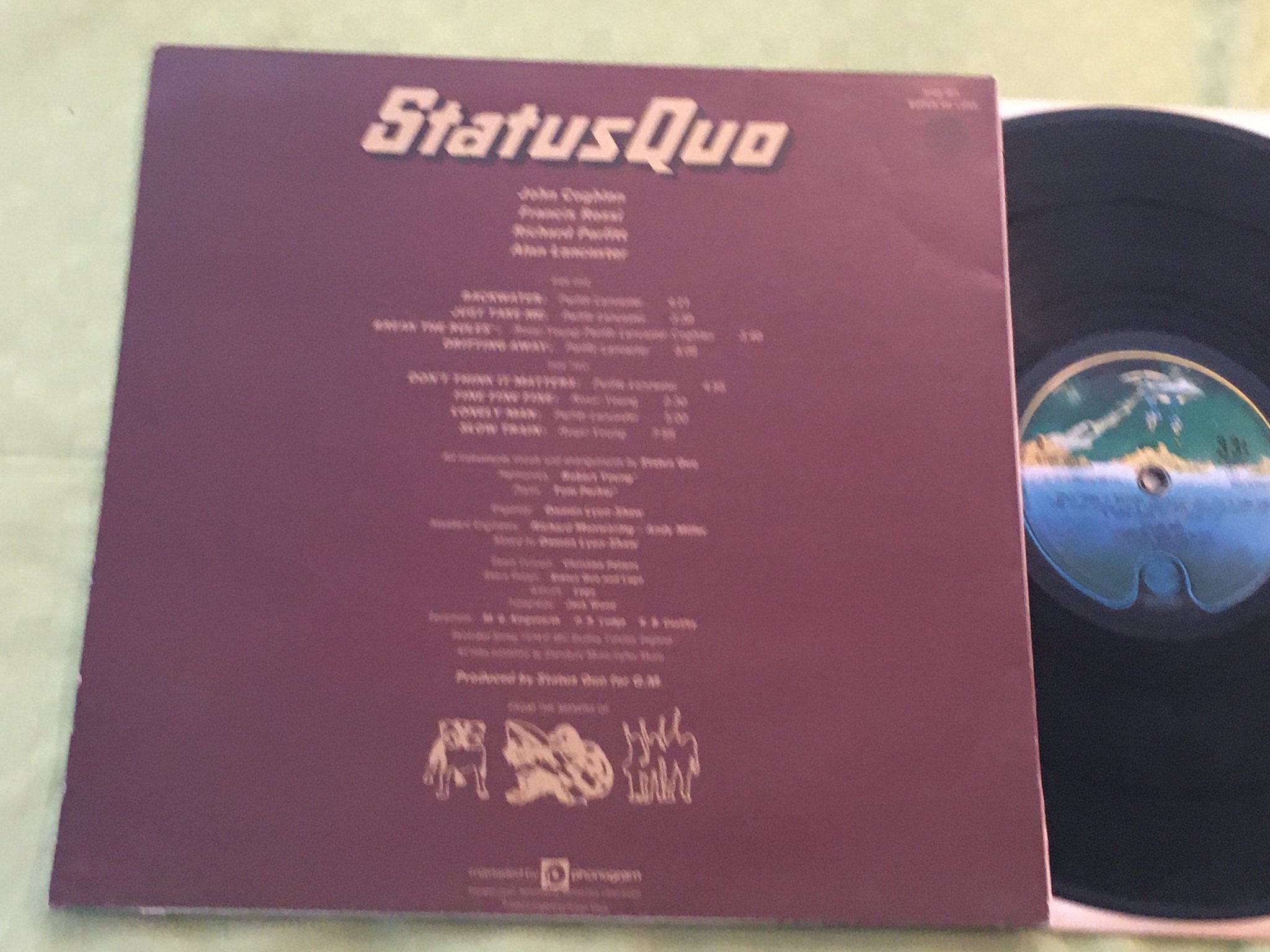 Omslagsbild för skivan STATUS QUO s/t LP -74 UK VERTIGO 9102001