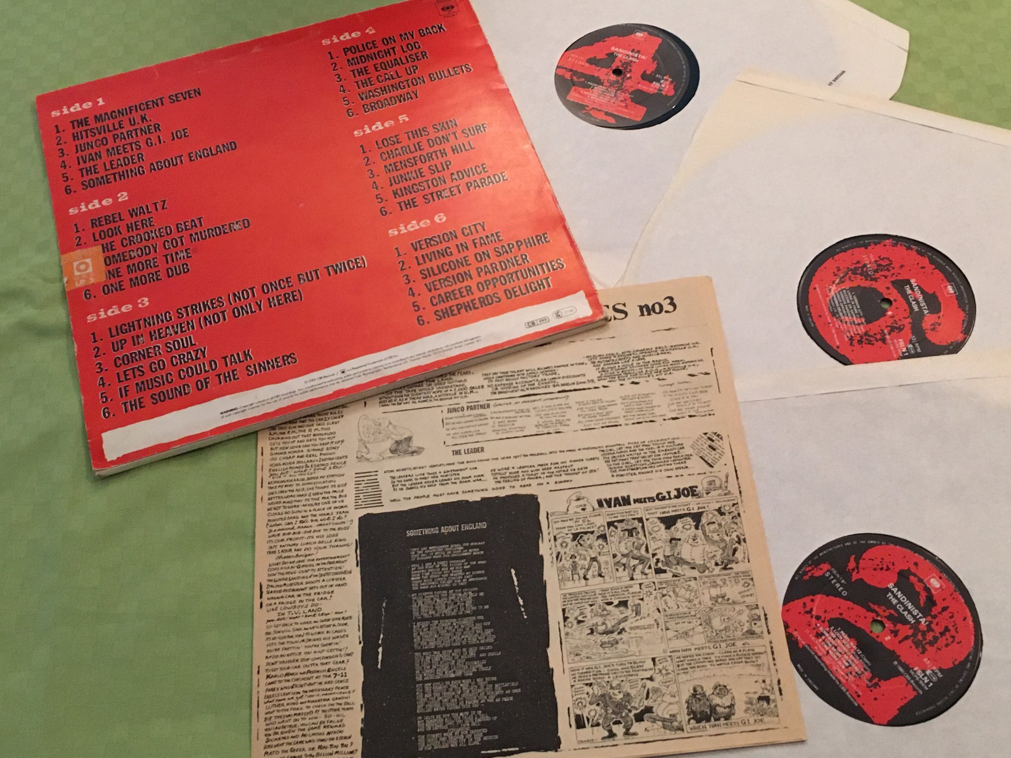 Omslagsbild för skivan THE CLASH Sandinista 3xLP -80 UK CBS FSLN 1 nice copy!
