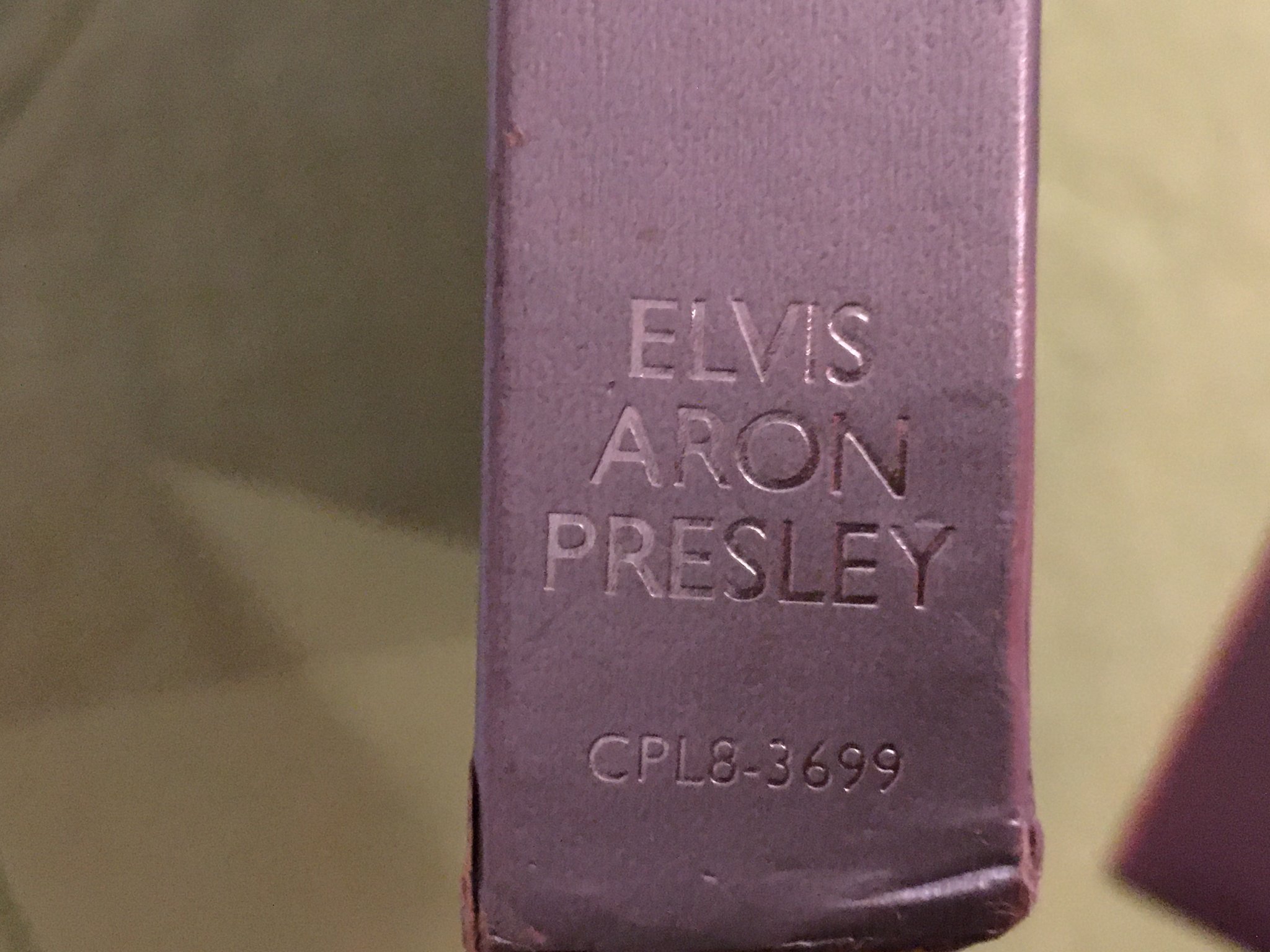 Omslagsbild för skivan Elvis Presley Elvis Aron Presley 8xLP box CPL8-3699 numbered 