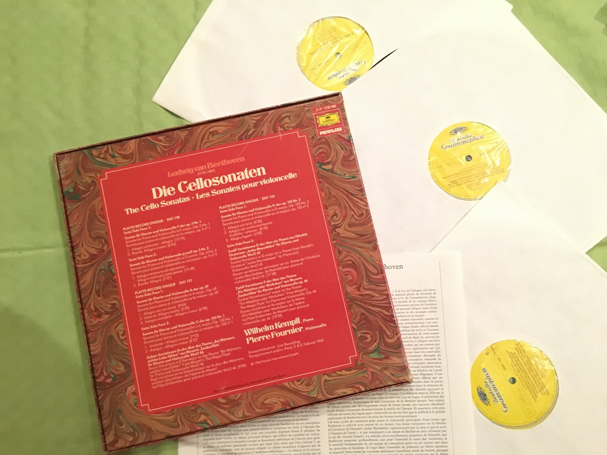 Omslagsbild för skivan PIERRE FOURNIER sonaten für klavier & violoncello 3xLP DGG 2541 150