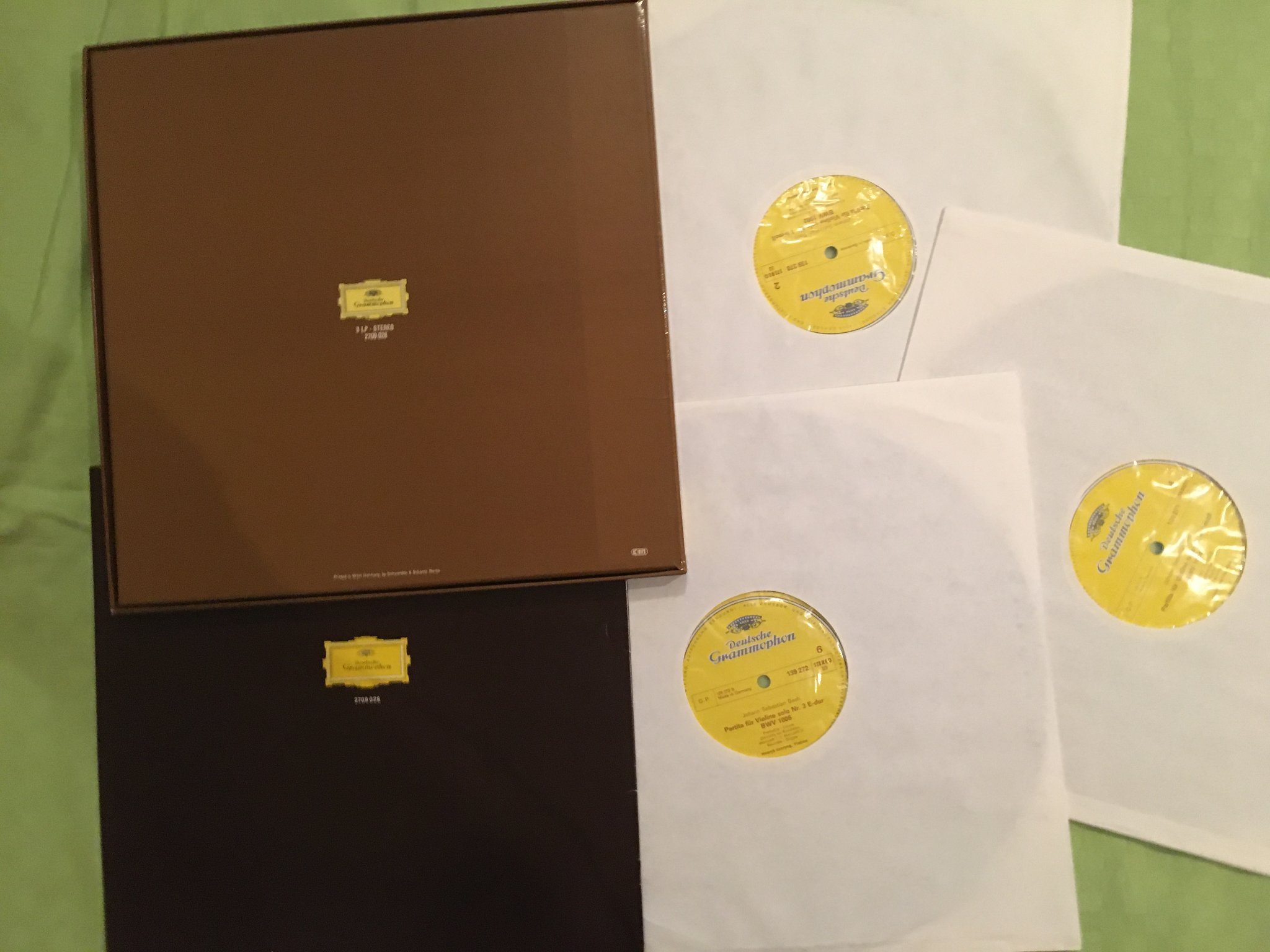 Omslagsbild för skivan HENRYK SZERYNG  3xLP BOX Ger. DGG 139270/2 rare