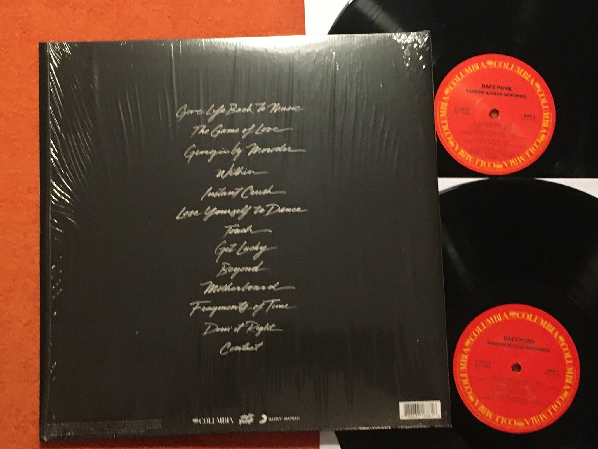 Omslagsbild för skivan DAFT PUNK random access memories 2xLP 2013 COLUMBIA 88883716861