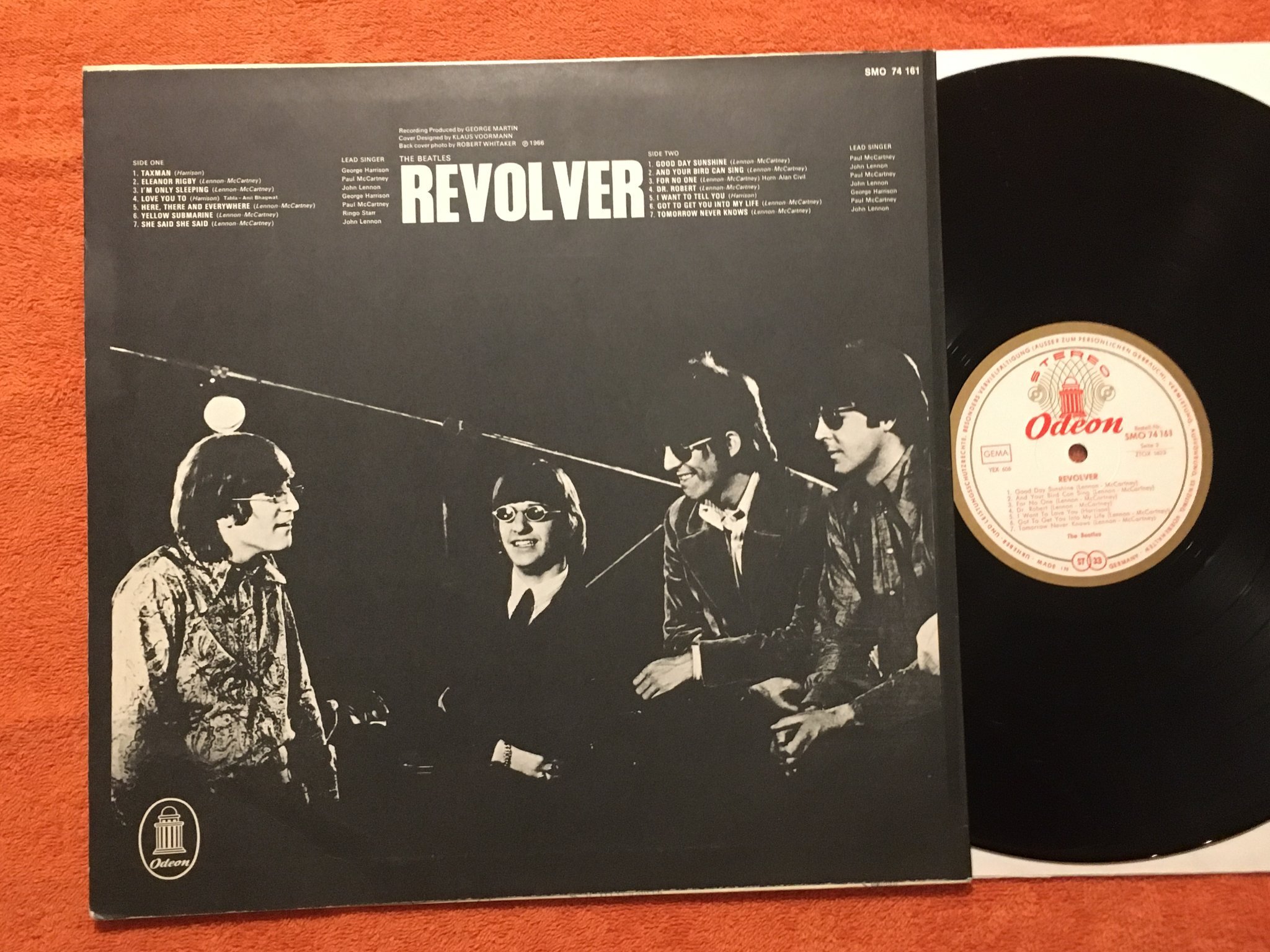 Omslagsbild för skivan THE BEATLES revolver LP Ger ODEON SMO 74 161