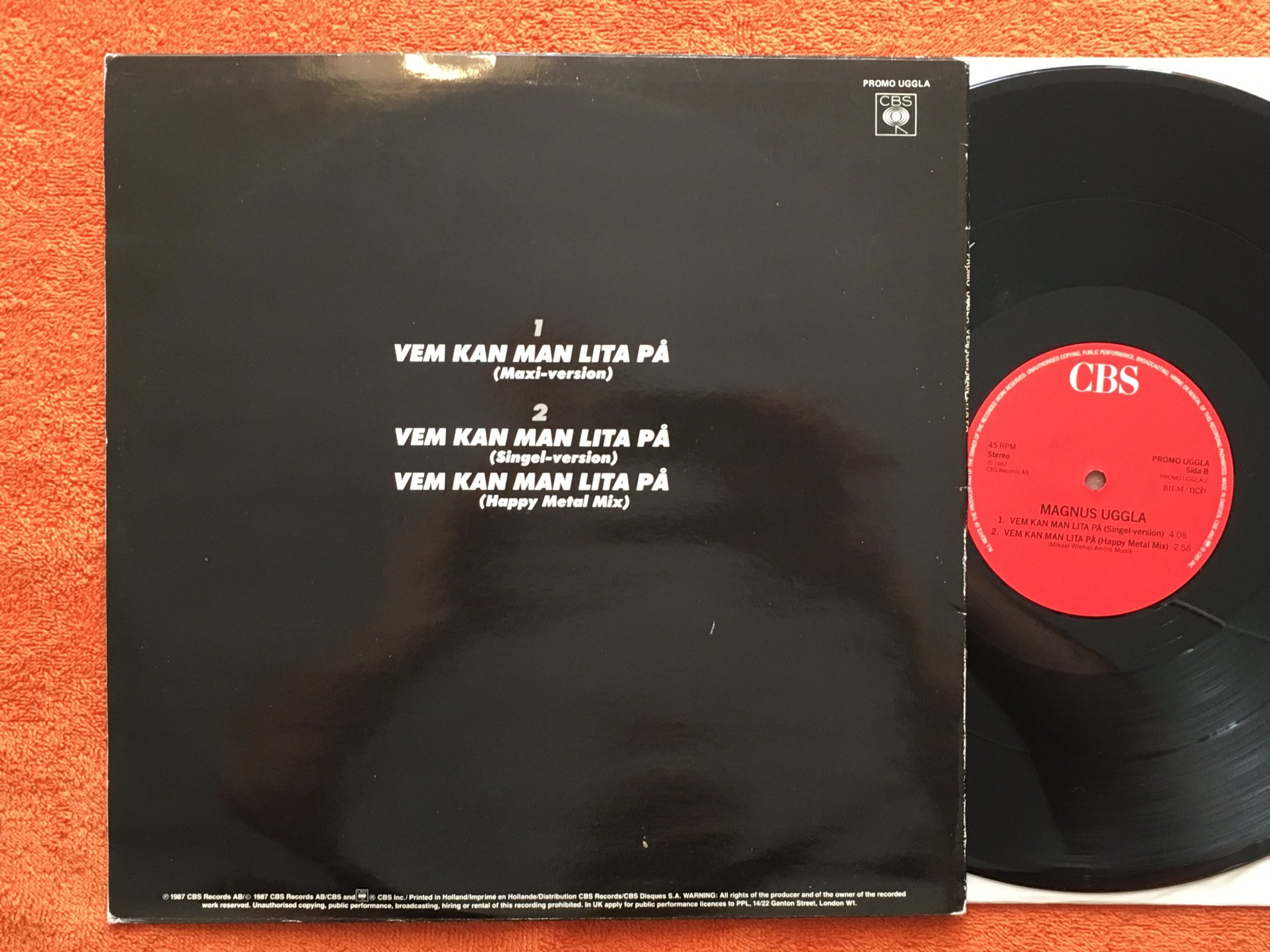 Omslagsbild för skivan MAGNUS UGGLA vem kan man lita på 12"single -87 CBS PROMO UGGLA rare!