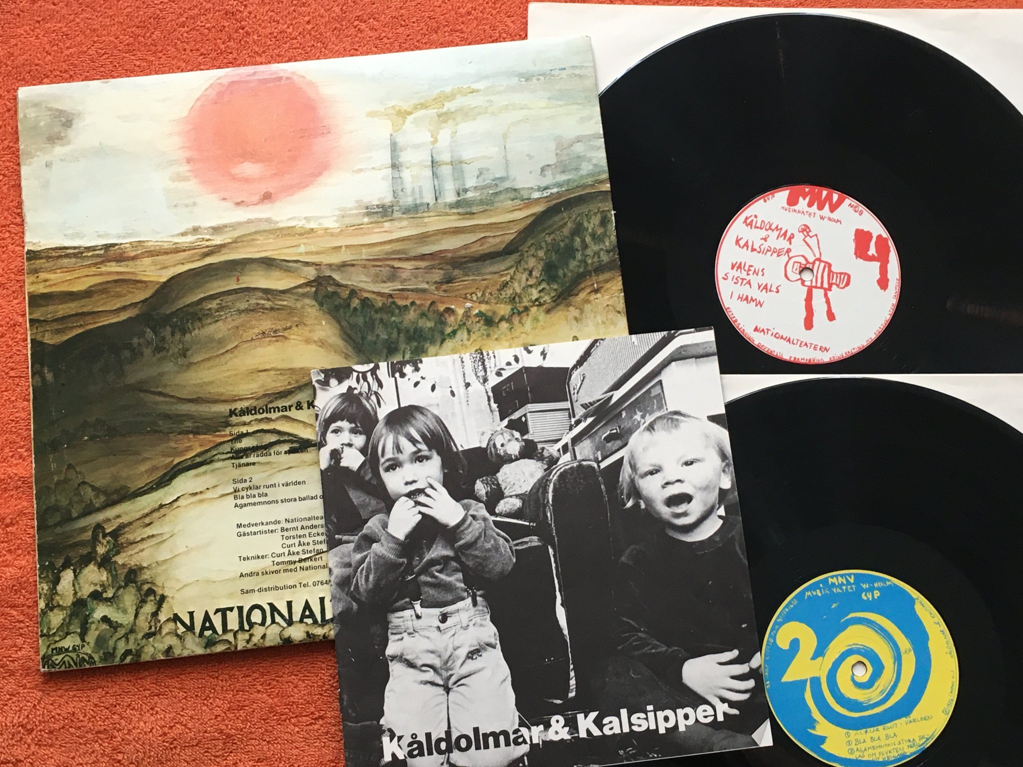 Omslagsbild för skivan NATIONALTEATERN två LP till priset av en 2xLP -76 Swe MNW MNW 64P