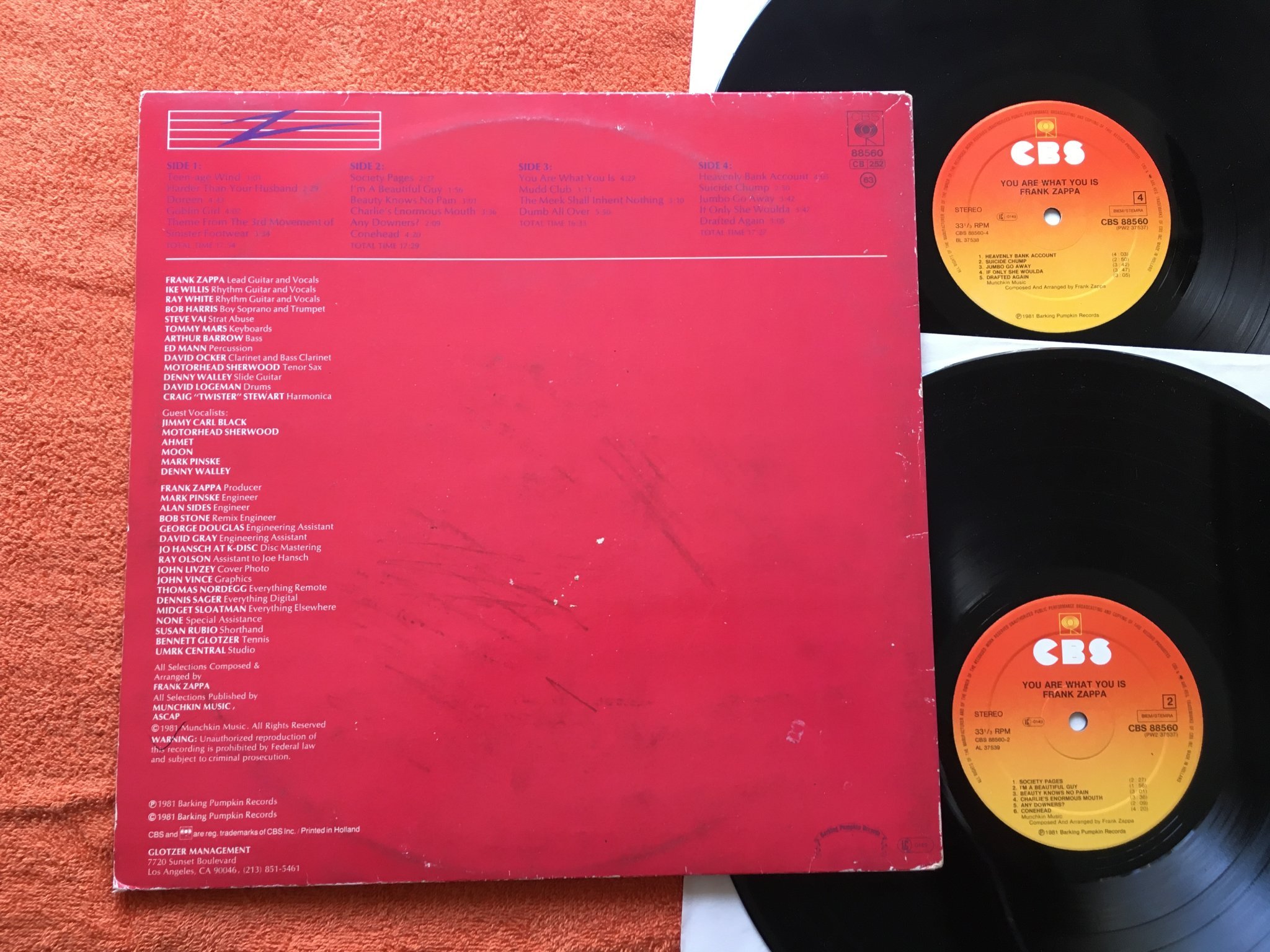 Omslagsbild för skivan FRANK ZAPPA you are what you is 2xLP -81 Hol CBS 88560