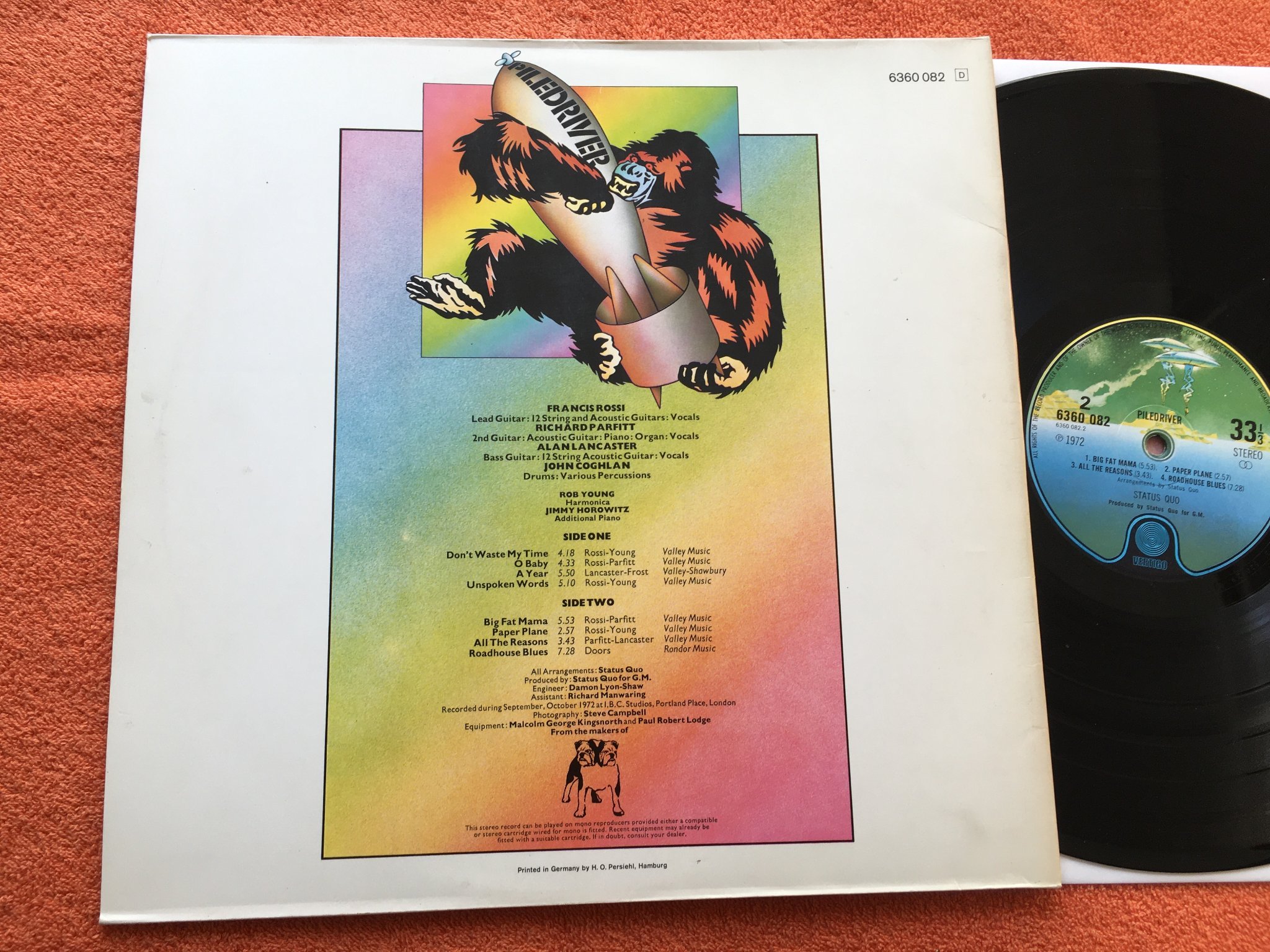 Omslagsbild för skivan STATUS QUO piledriver LP -72 UK VERTIGO 6360 082