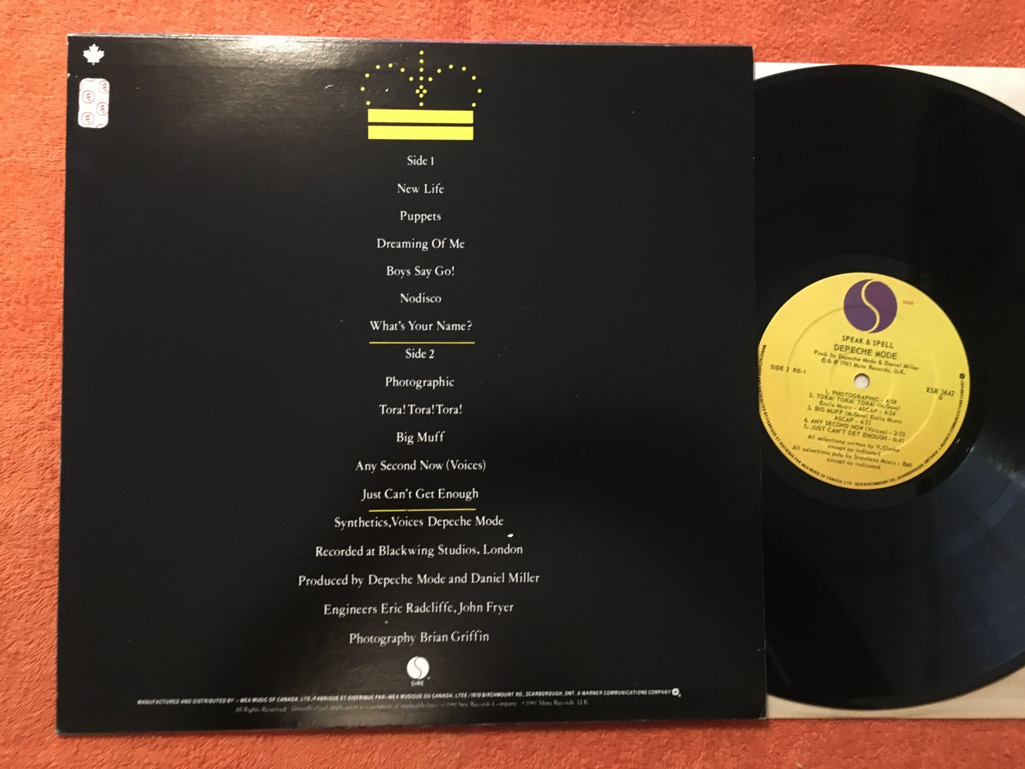 Omslagsbild för skivan DEPECHE MODE speak & spell LP -81 Can SIRE XSR 3642