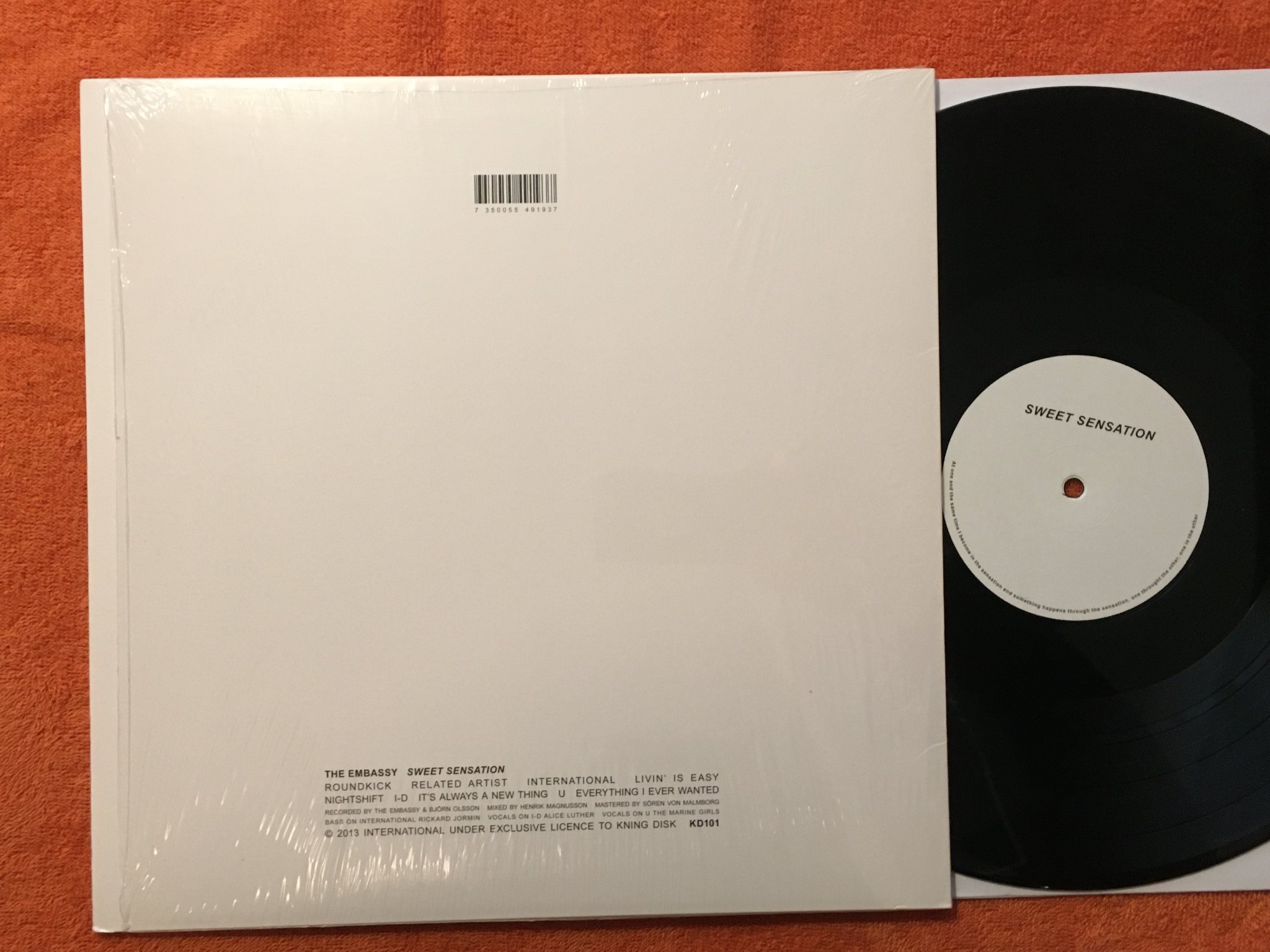 Omslagsbild för skivan THE EMBASSY Sweet Sensation LP 2013 KNING DISK KD101 electronic 