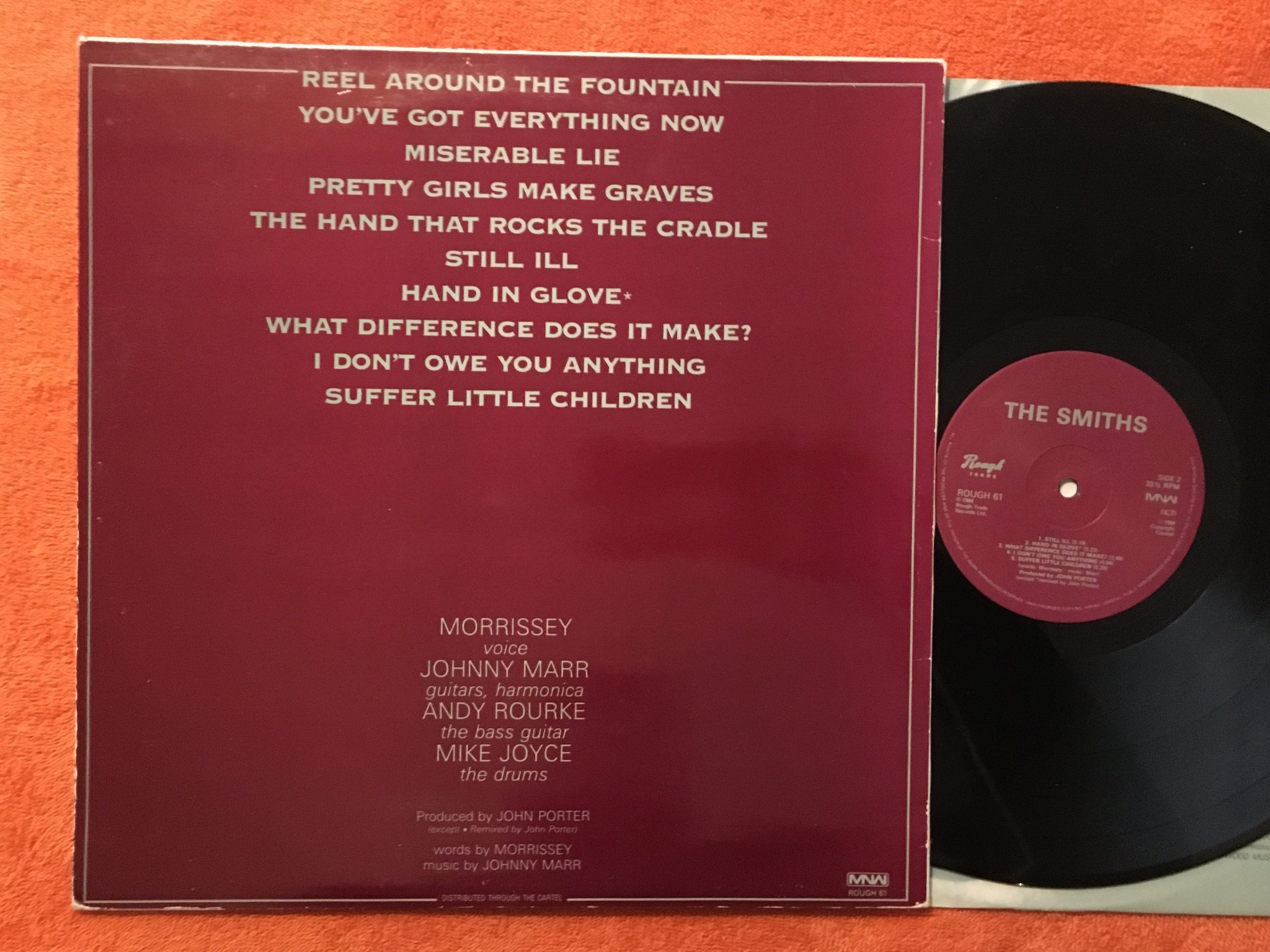 Omslagsbild för skivan THE SMITHS s/t LP -84 Swe ROUGH 61