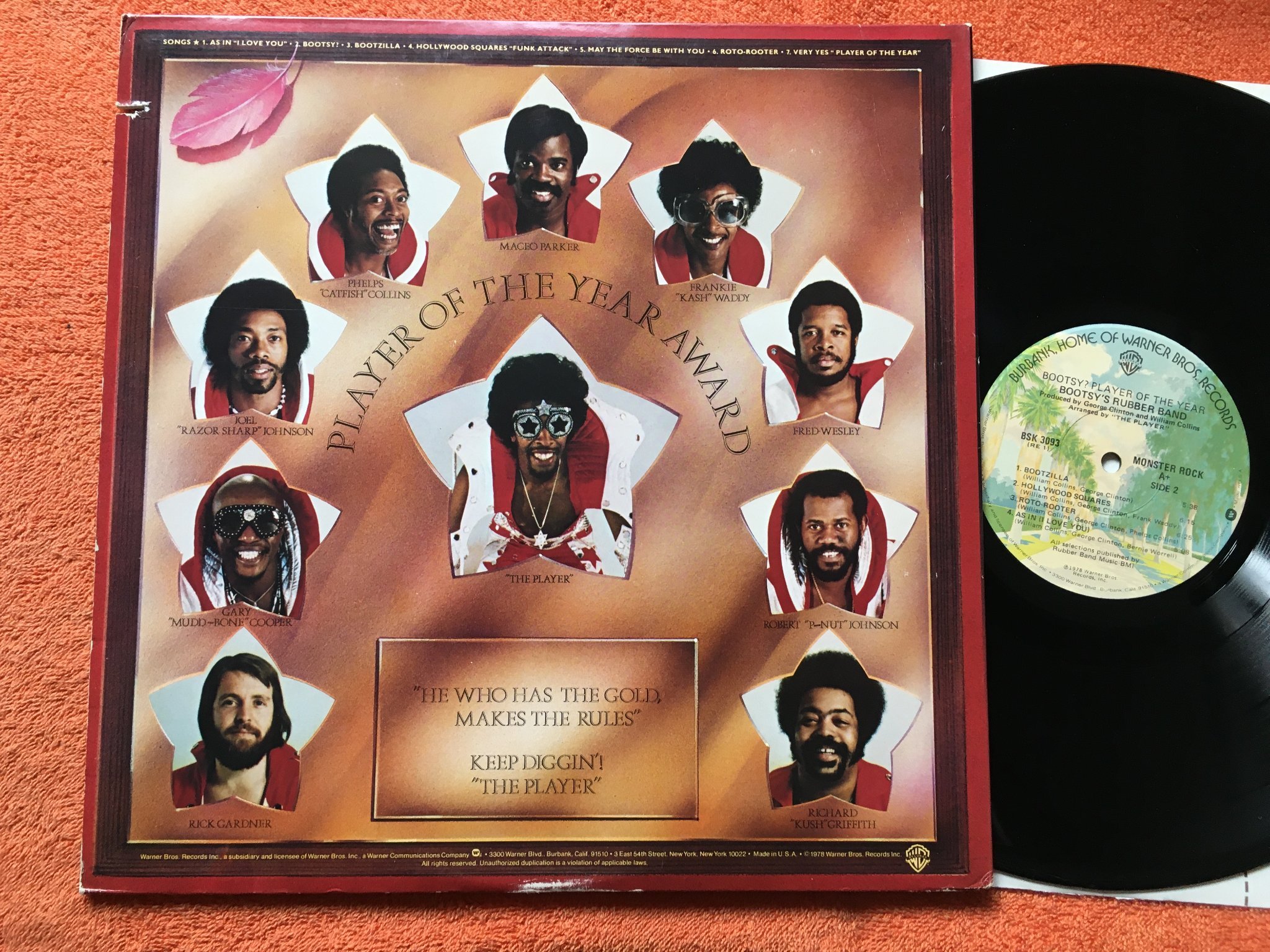 Omslagsbild för skivan BOOTY'S RUBBER BAND player of the year LP -78 US WARNER BSK 3093