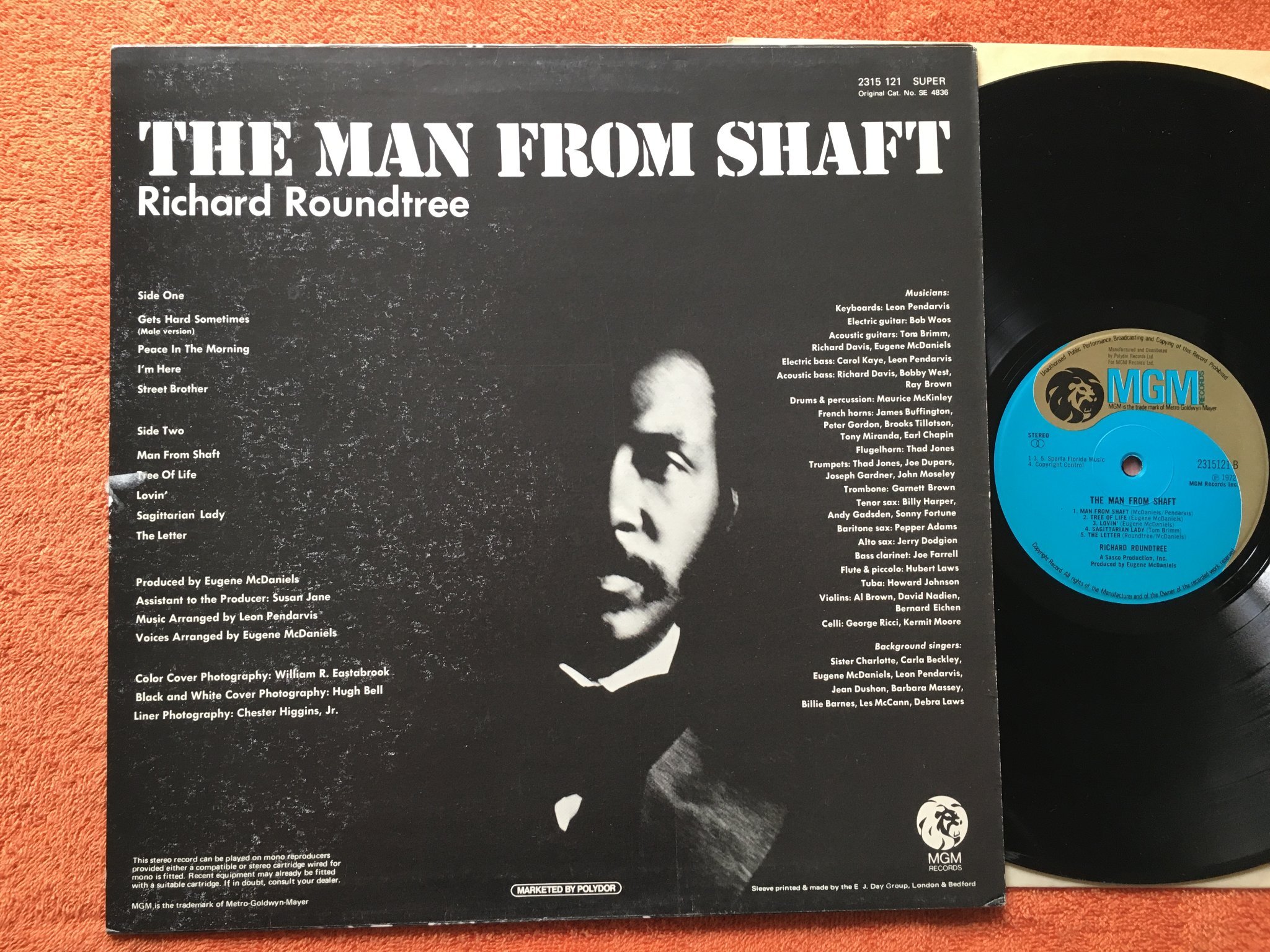 Omslagsbild för skivan RICHARD ROUNDTREE the man from shaft LP -72 UK MGM 2315121