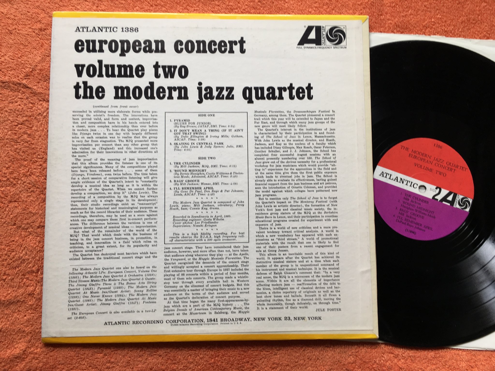 Omslagsbild för skivan THE MODERN JAZZ QUARTET european concert vol 2 LP -62 US ATLANTIC 1386