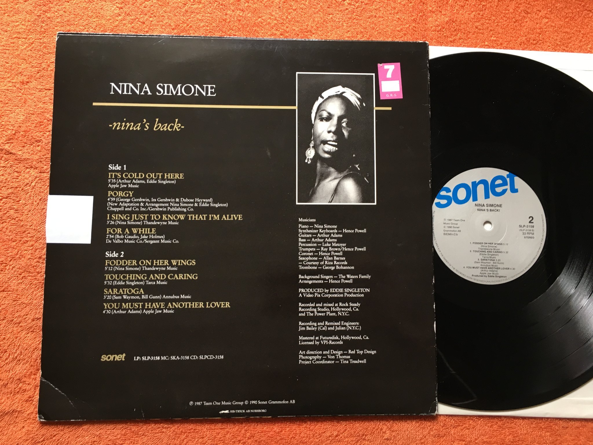 Omslagsbild för skivan NINA SIMONE Nina's back LP -90 Swe SONET SLP 3158
