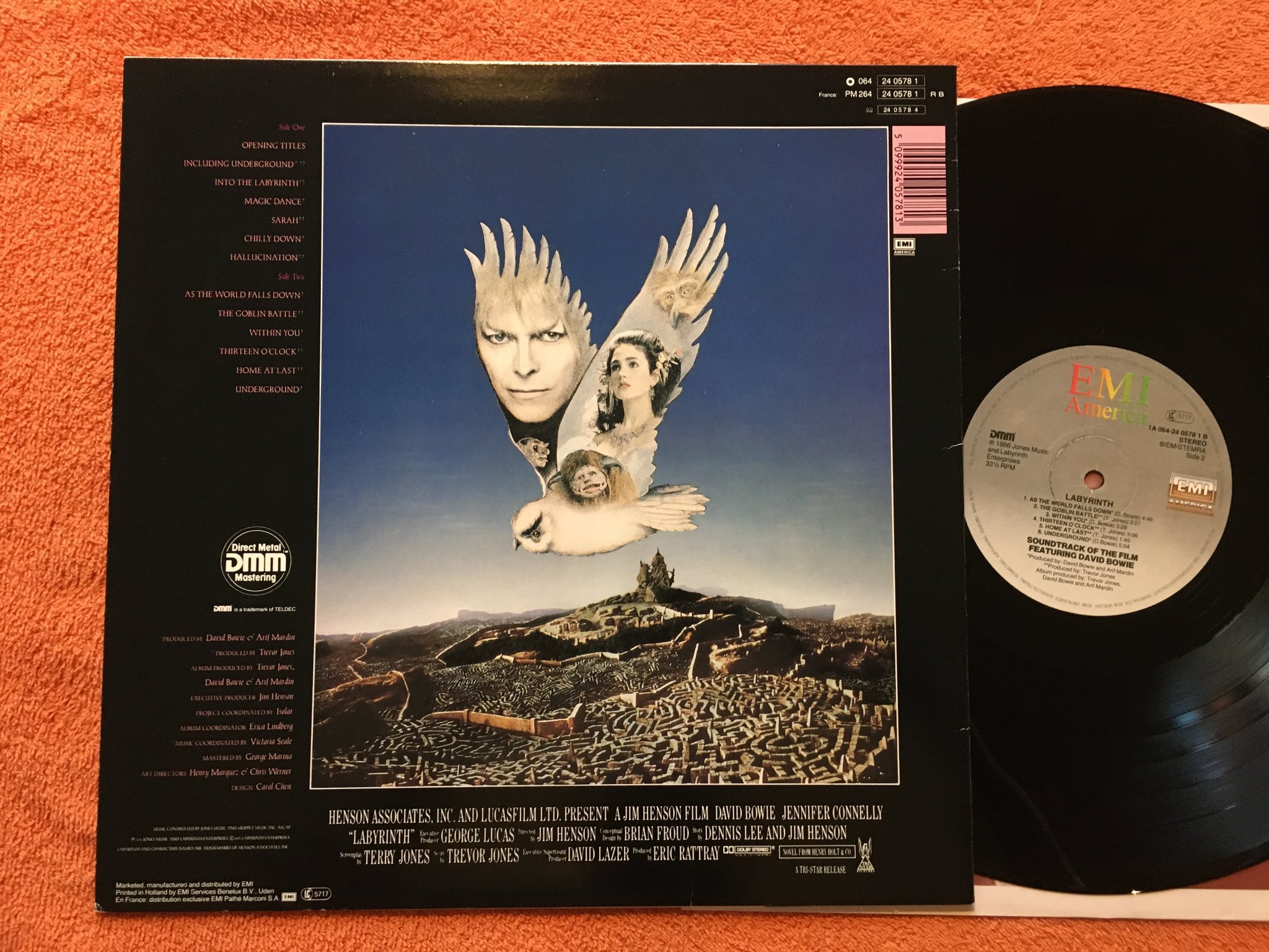 Omslagsbild för skivan DAVID BOWIE labyrinth LP -86 EMI AMERICA 1A 064-24 0578 1