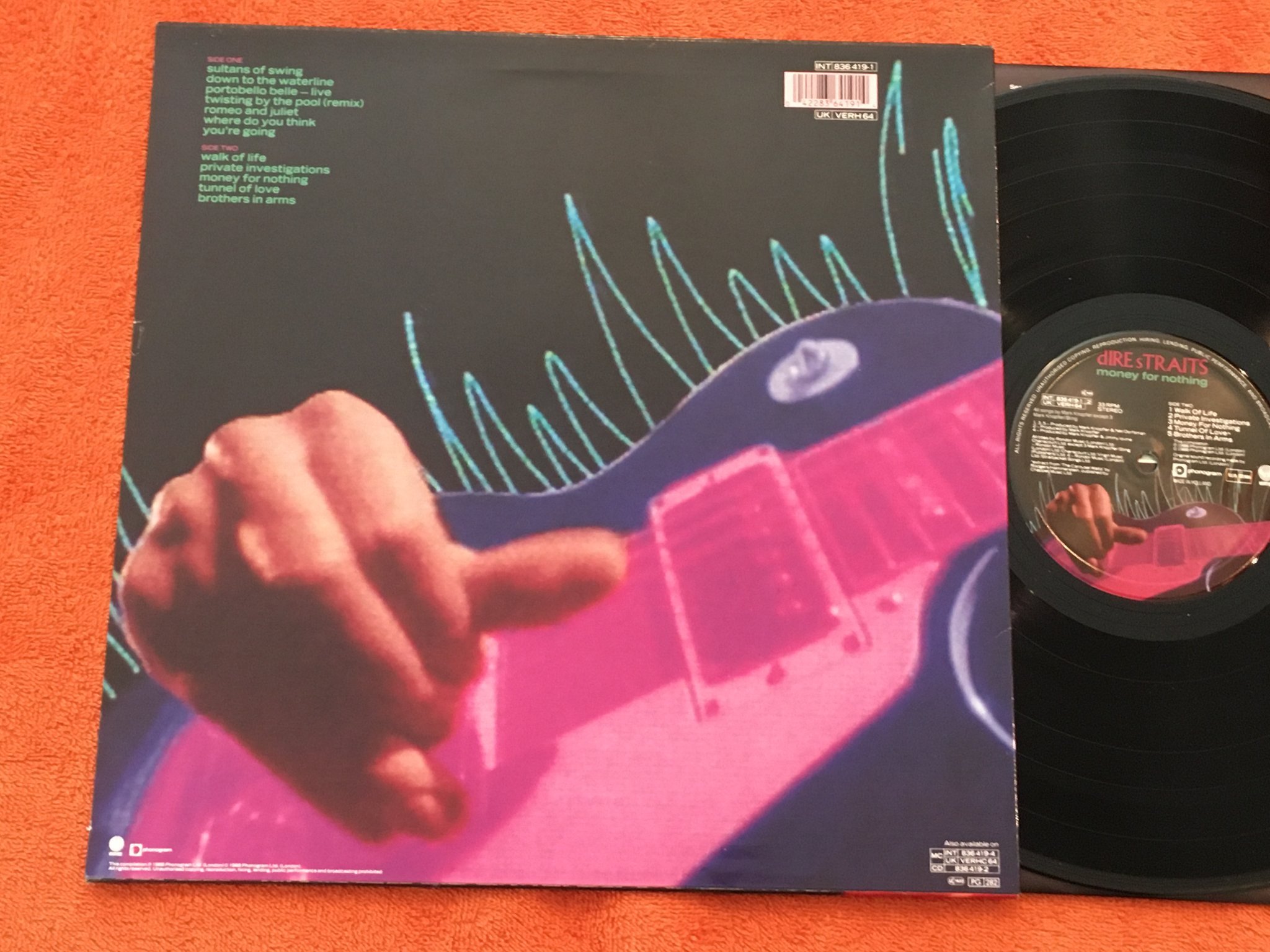 Omslagsbild för skivan DIRE STRAITS money for nothing LP -88 VERTIGO 836 419-1